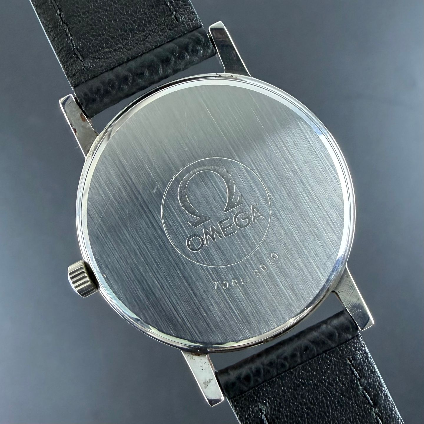 Omega Genève 136.0104 - (3/8)