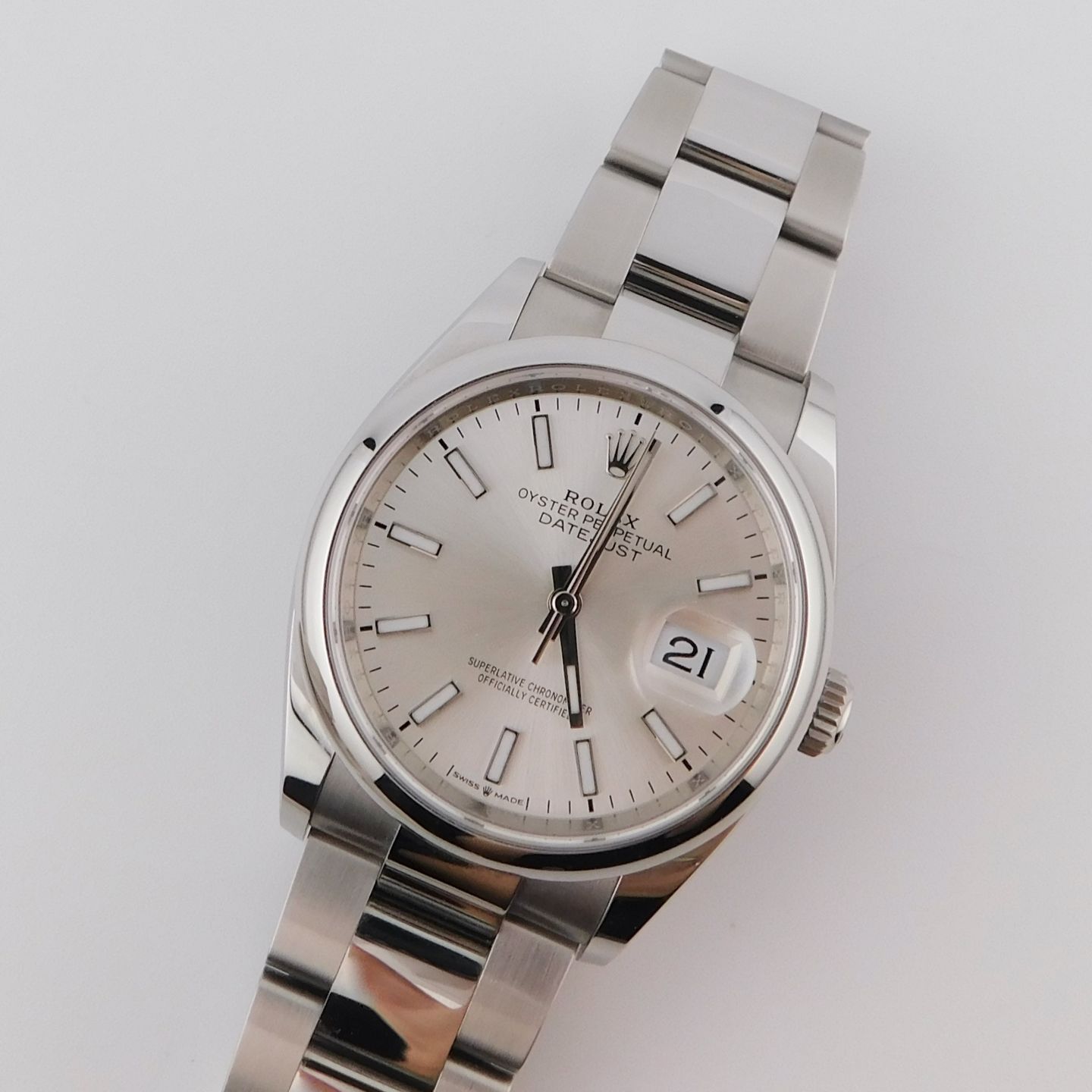 Rolex Datejust 36 126200 (2025) - Zilver wijzerplaat 36mm Staal (1/5)