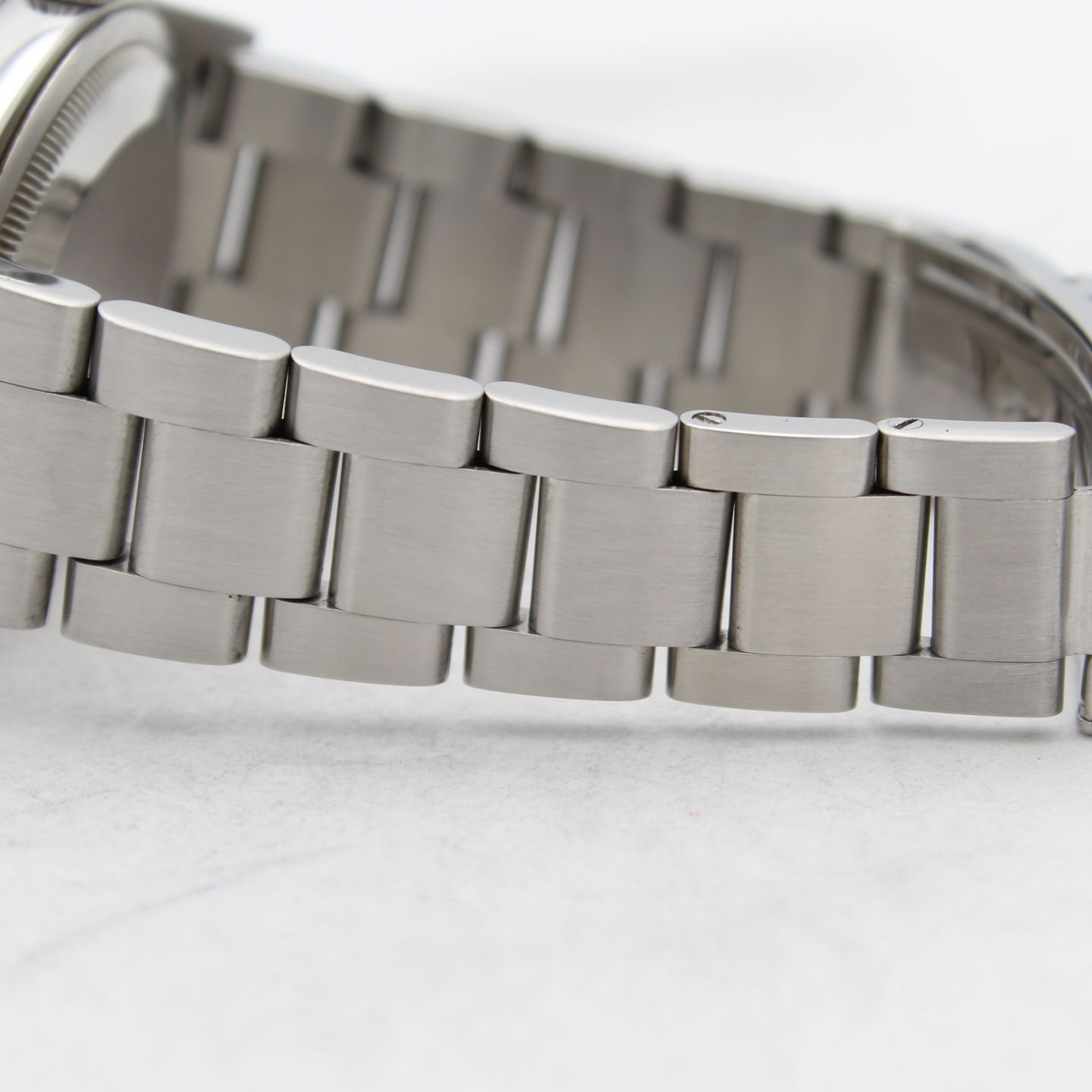 Rolex Explorer 114270 - (4/8)