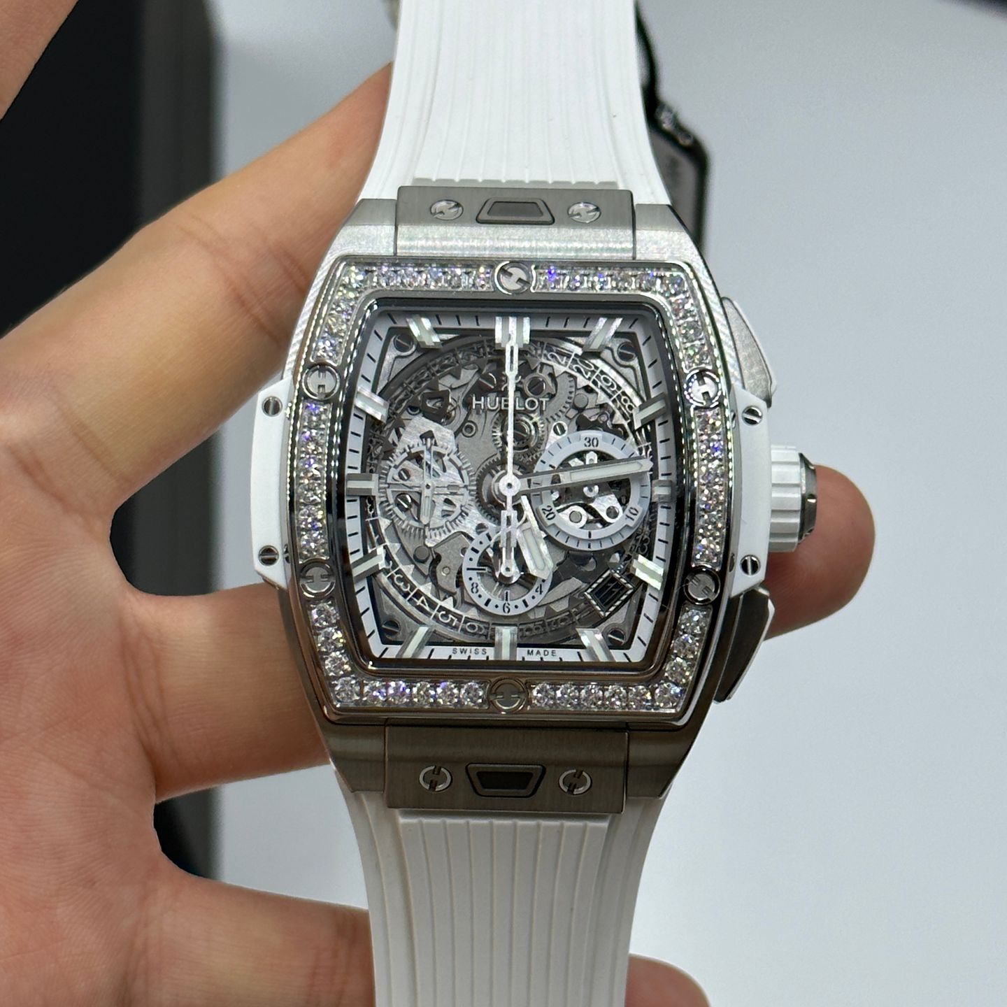 Hublot Spirit of Big Bang 652.nx.2010.rw.1204 (2023) - Transparent dial 42 mm Titanium case (3/8)