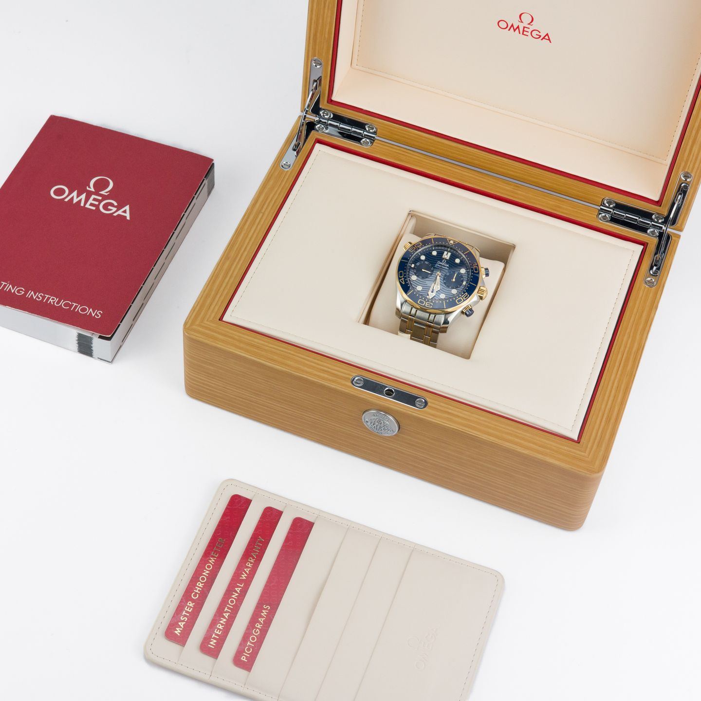 Omega Seamaster Diver 300 M 210.20.44.51.03.001 - (2/8)