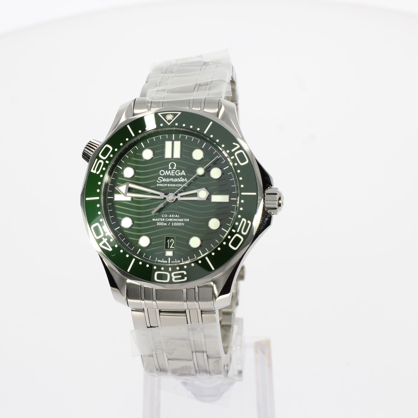 Omega Seamaster Diver 300 M 210.30.42.20.10.001 (2024) - Green dial 42 mm Steel case (1/4)
