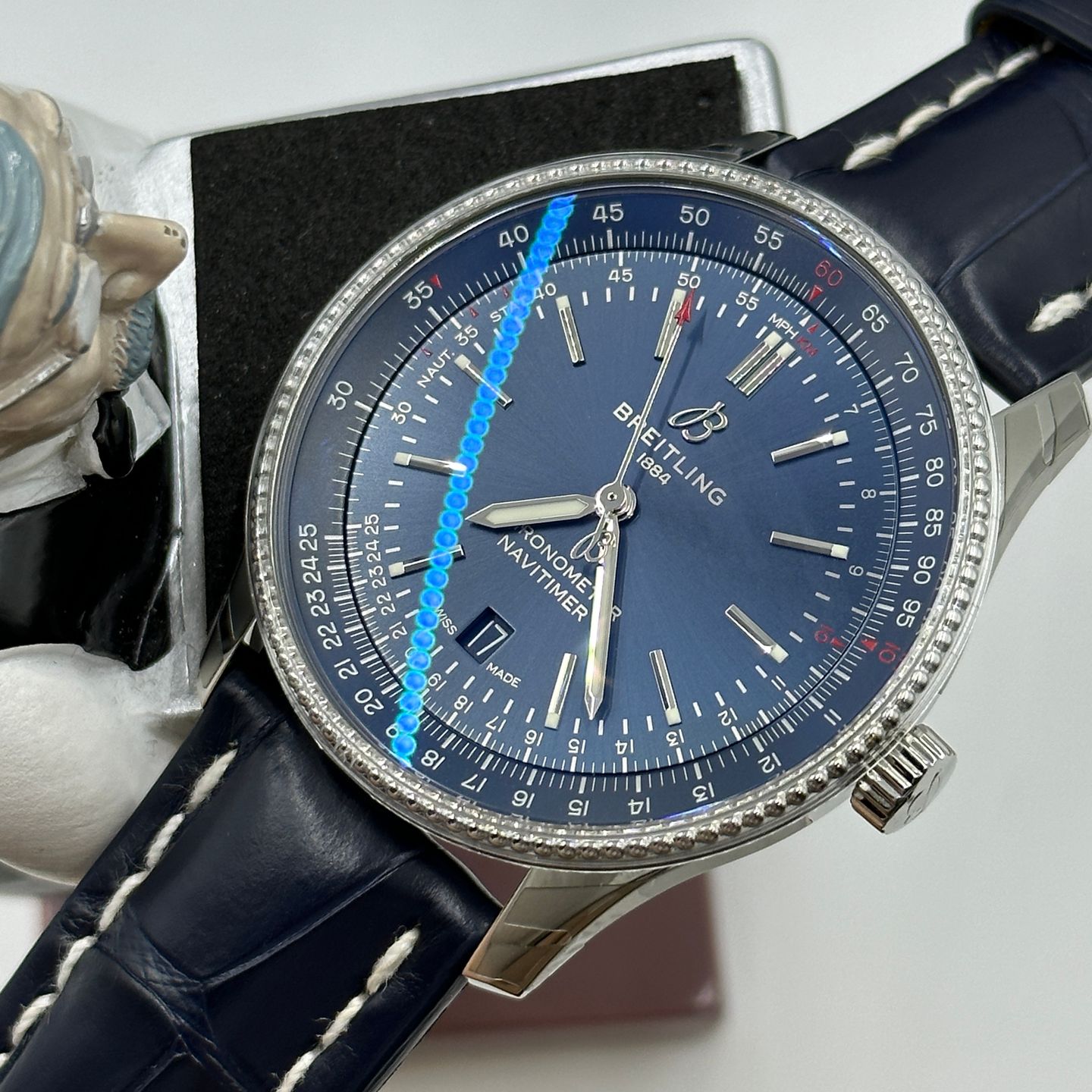 Breitling Navitimer A17326161C1P3 (2023) - Blauw wijzerplaat 41mm Staal (1/8)