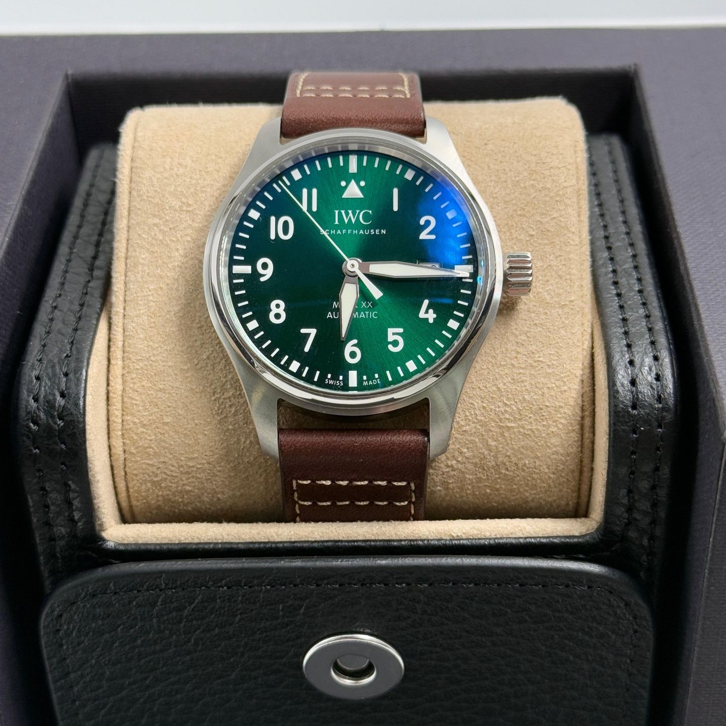 IWC Pilot Mark IW328205 (2025) - Groen wijzerplaat 40mm Staal (5/6)