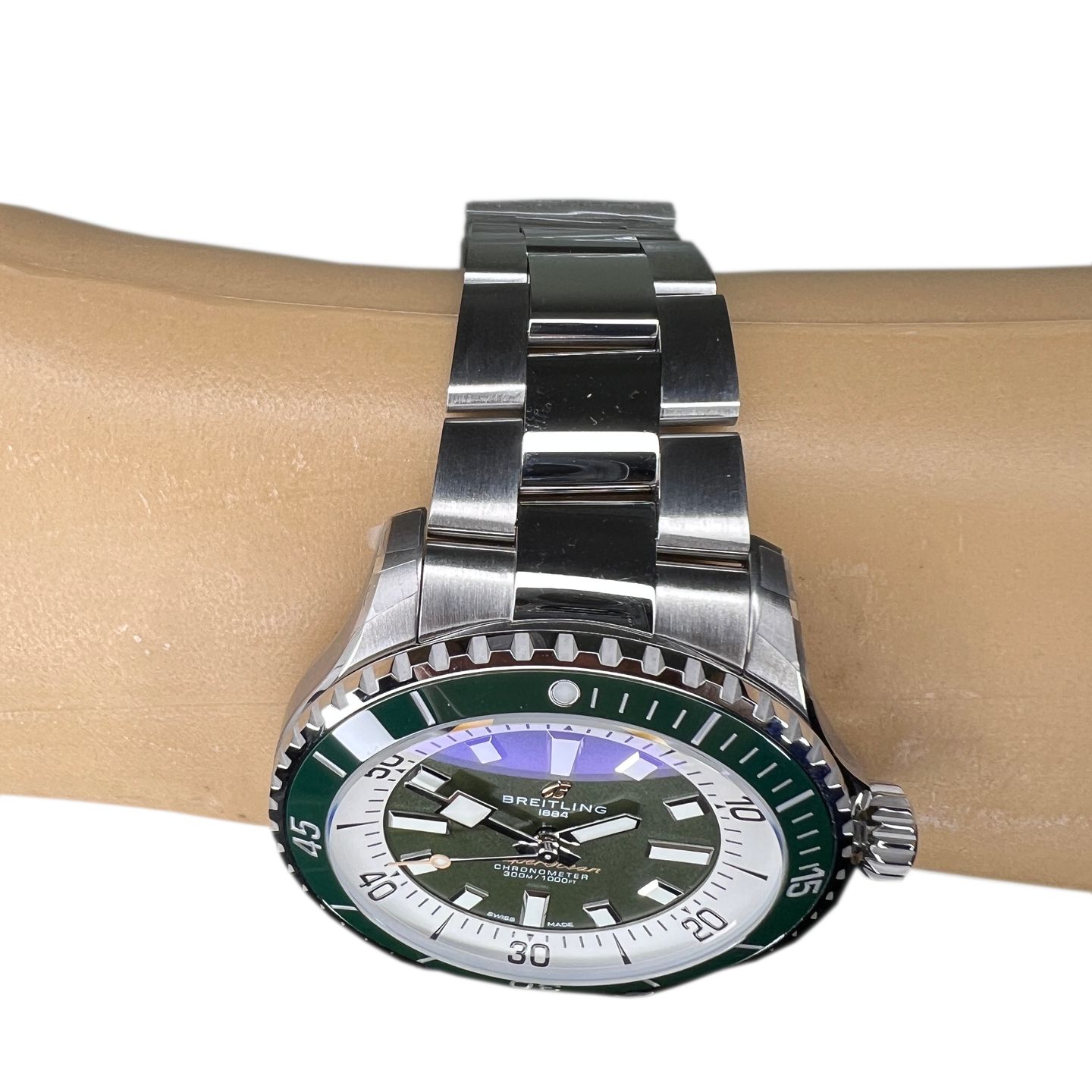 Breitling Superocean 44 A17376A31L1A1 (2024) - Groen wijzerplaat 44mm Staal (7/8)