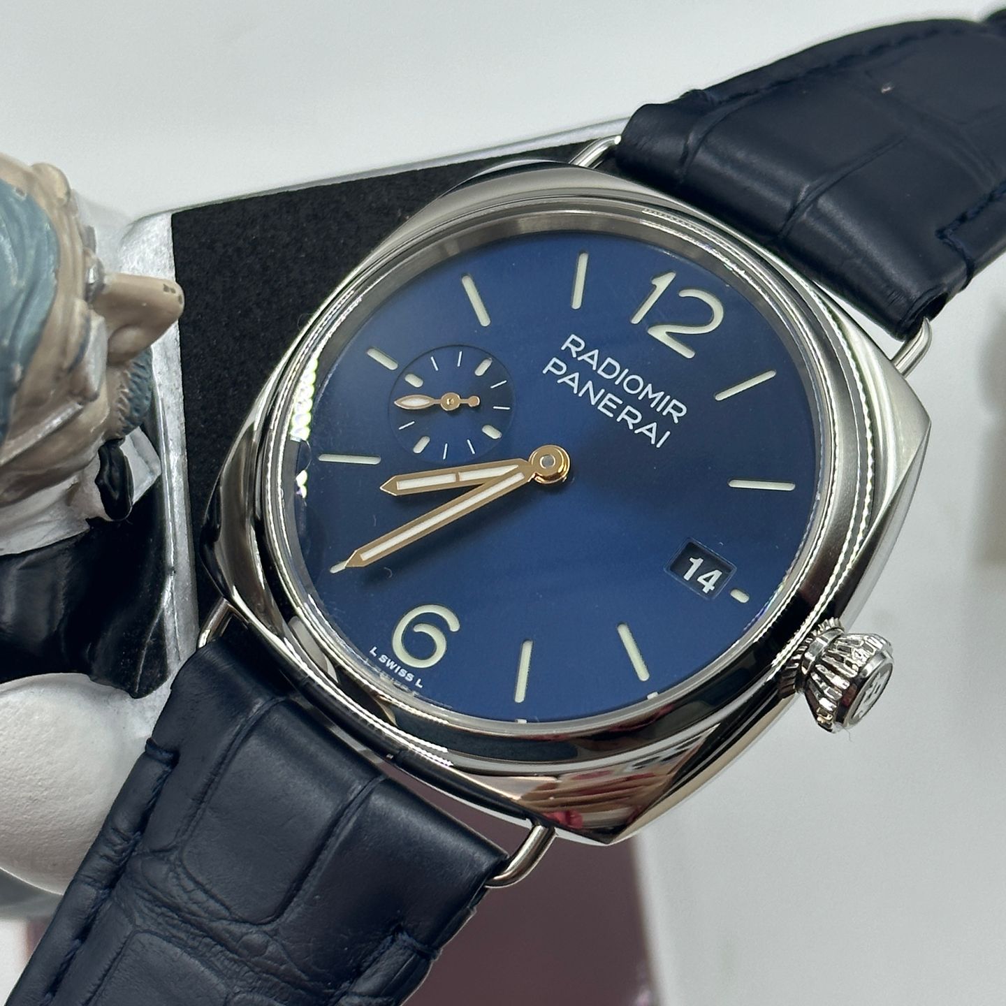 Panerai Radiomir PAM01293 (2023) - Blauw wijzerplaat 40mm Staal (1/8)