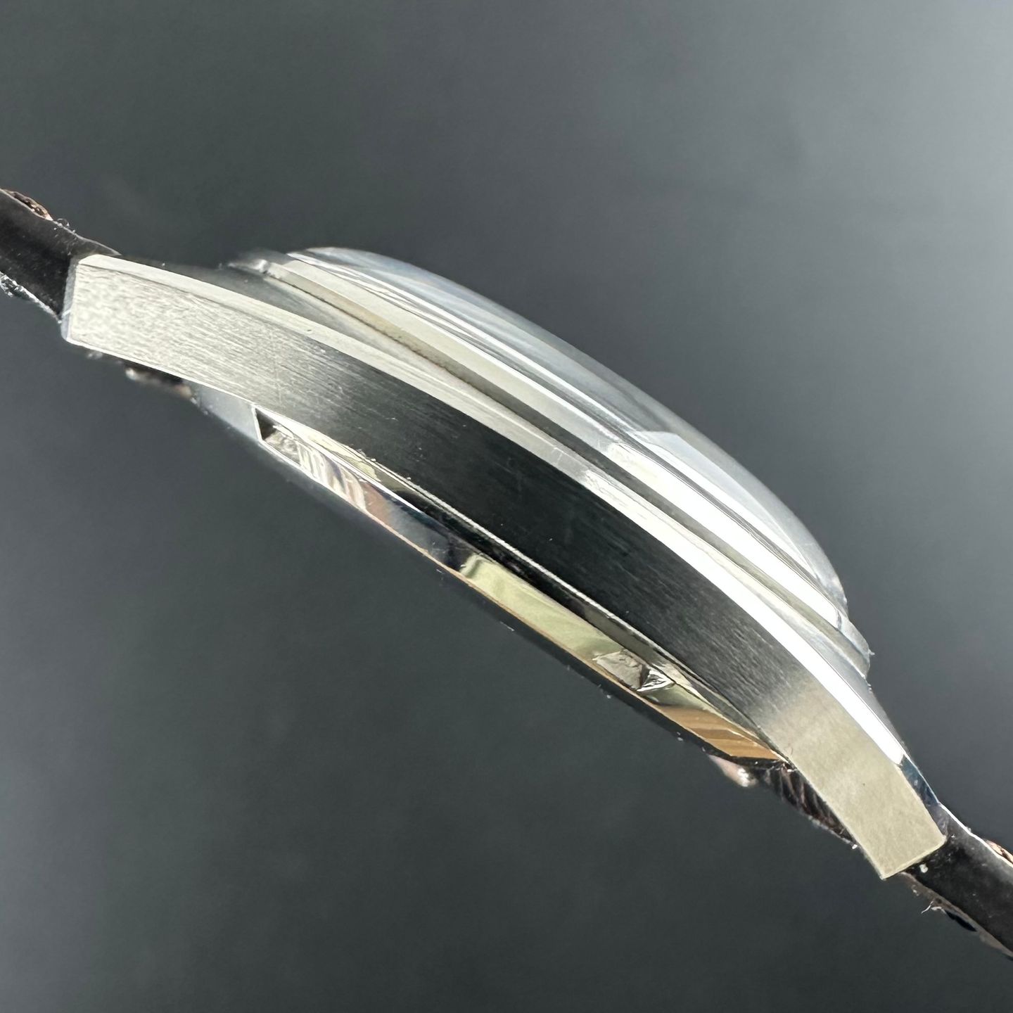 Omega Constellation 168.017 (1967) - Silver dial 35 mm Steel case (6/8)