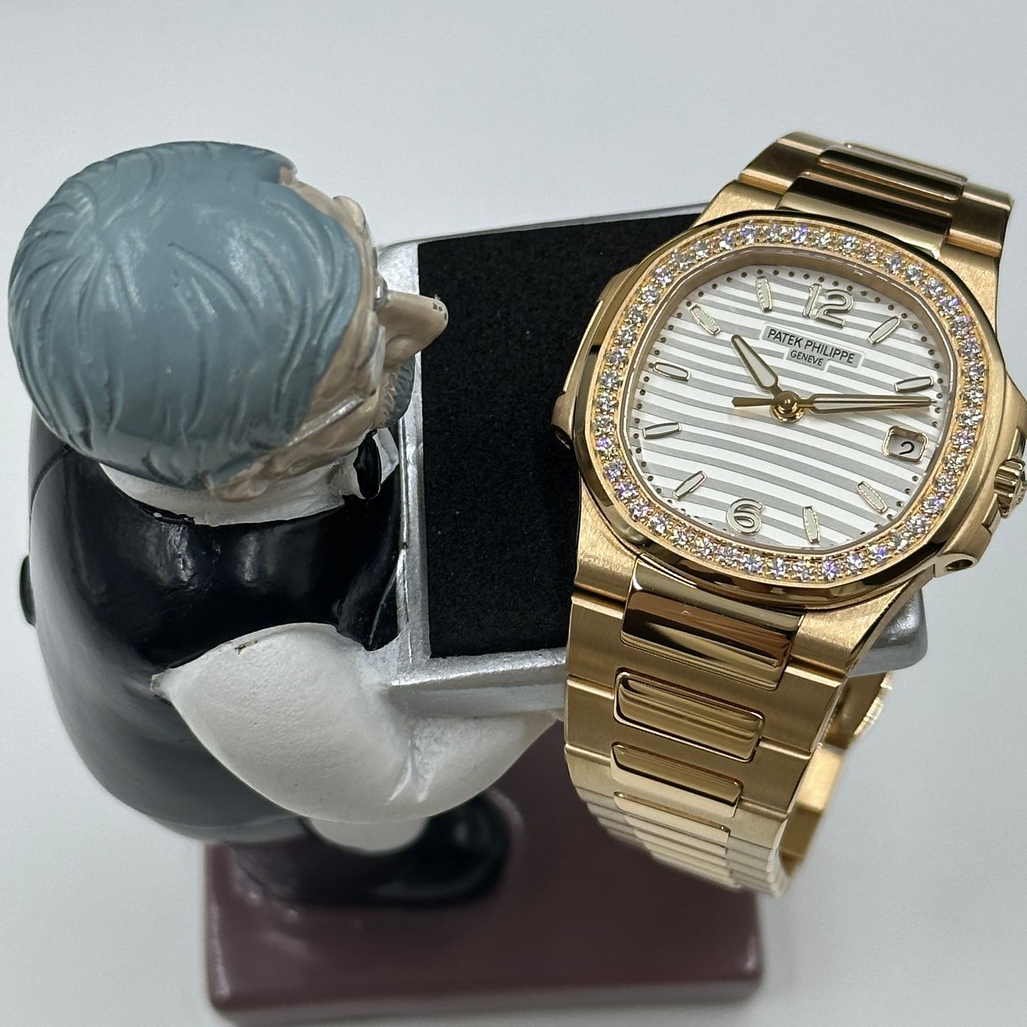 Patek Philippe Nautilus 7010/1R-011 - (1/8)