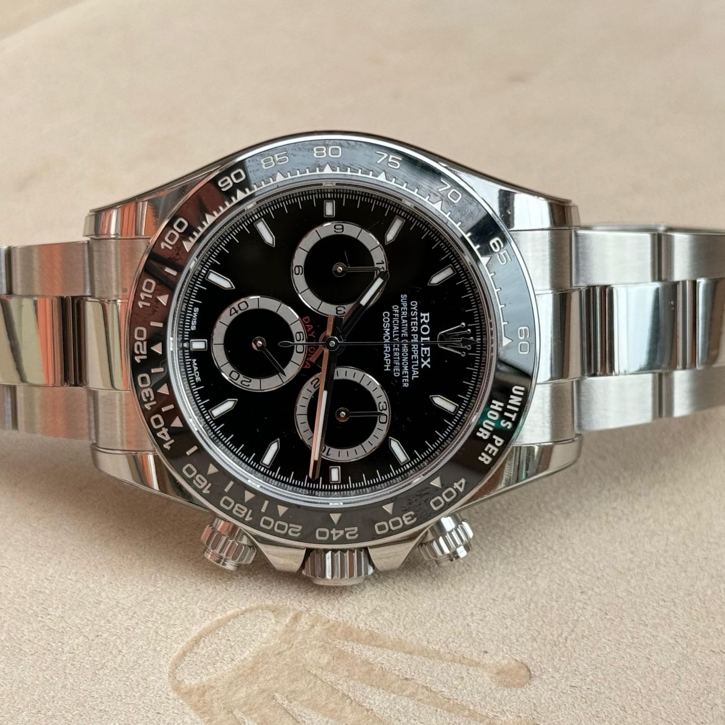 Rolex Daytona 126500LN - (7/8)