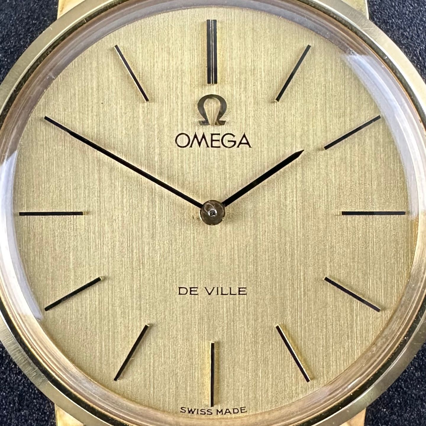 Omega De Ville 111.077 - (8/8)