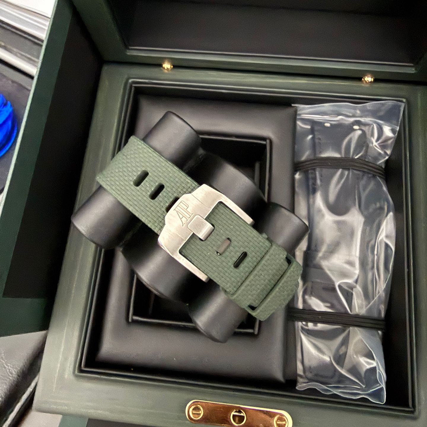 Audemars Piguet Royal Oak Offshore 26238TI.OO.A056CA.01 - (3/3)