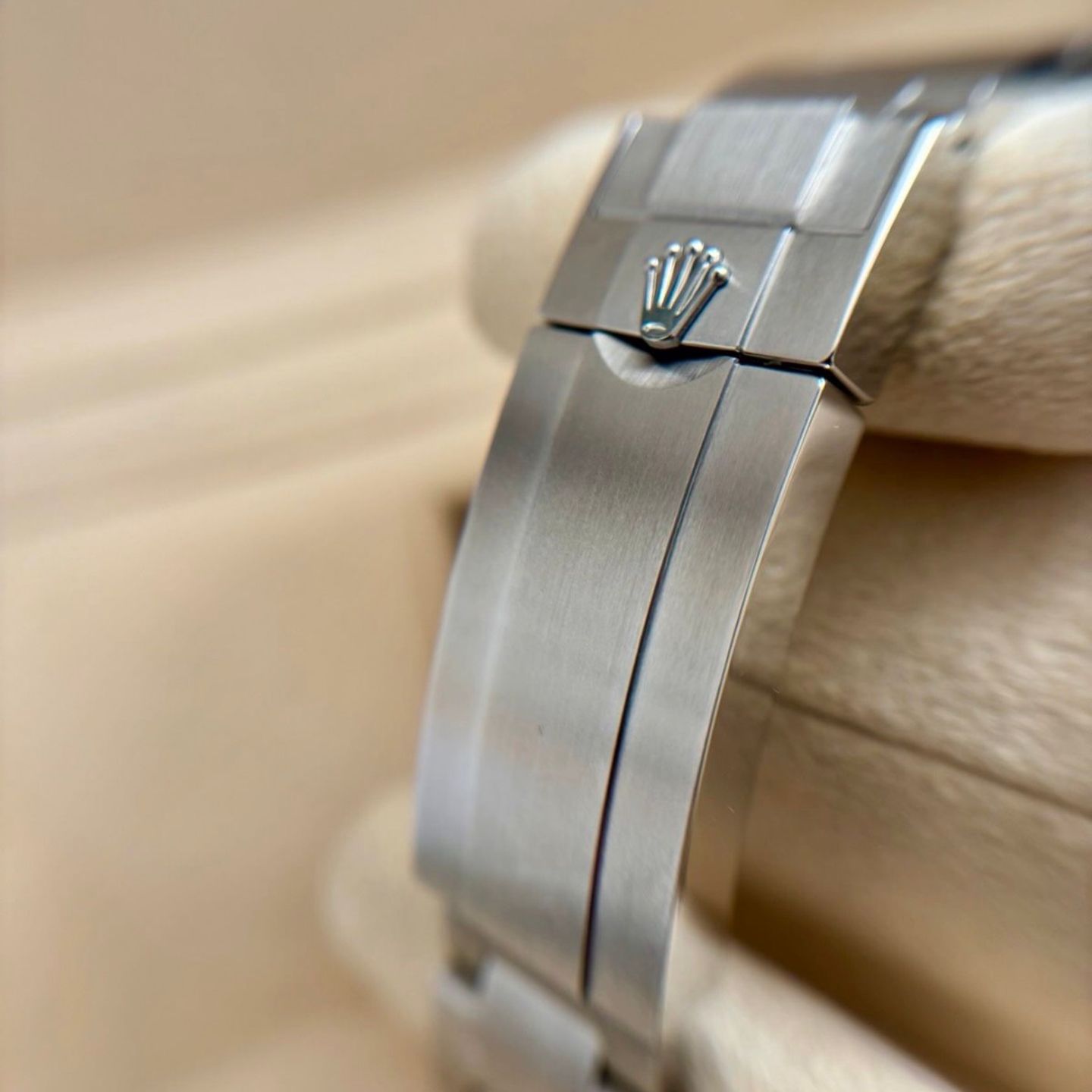 Rolex Submariner Date 126610LV - (6/8)