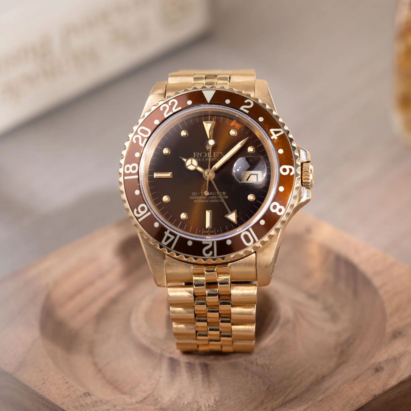 Rolex GMT-Master 16758 (1984) - Brown dial 40 mm Yellow Gold case (2/8)