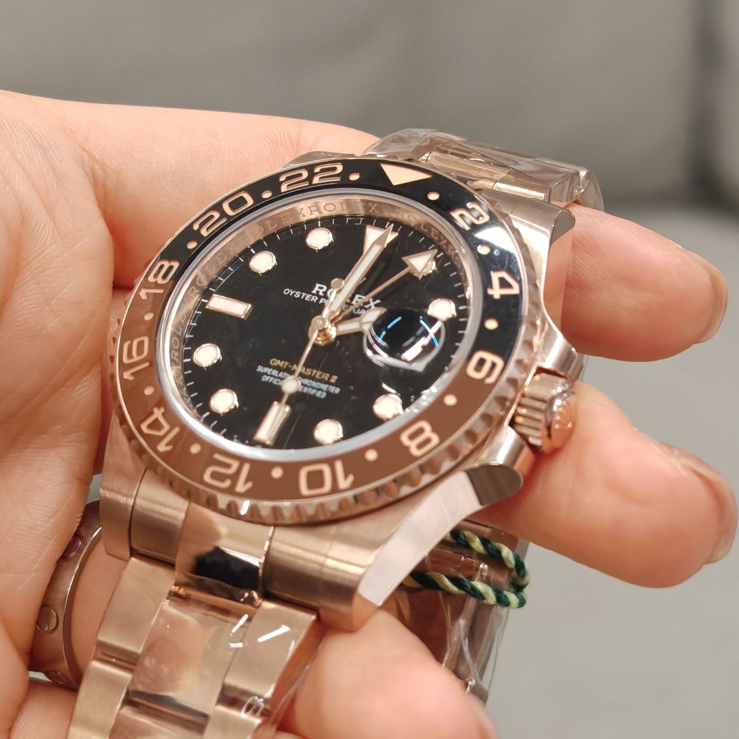 Rolex GMT-Master II 126715CHNR (2024) - Zwart wijzerplaat 40mm Roségoud (3/7)