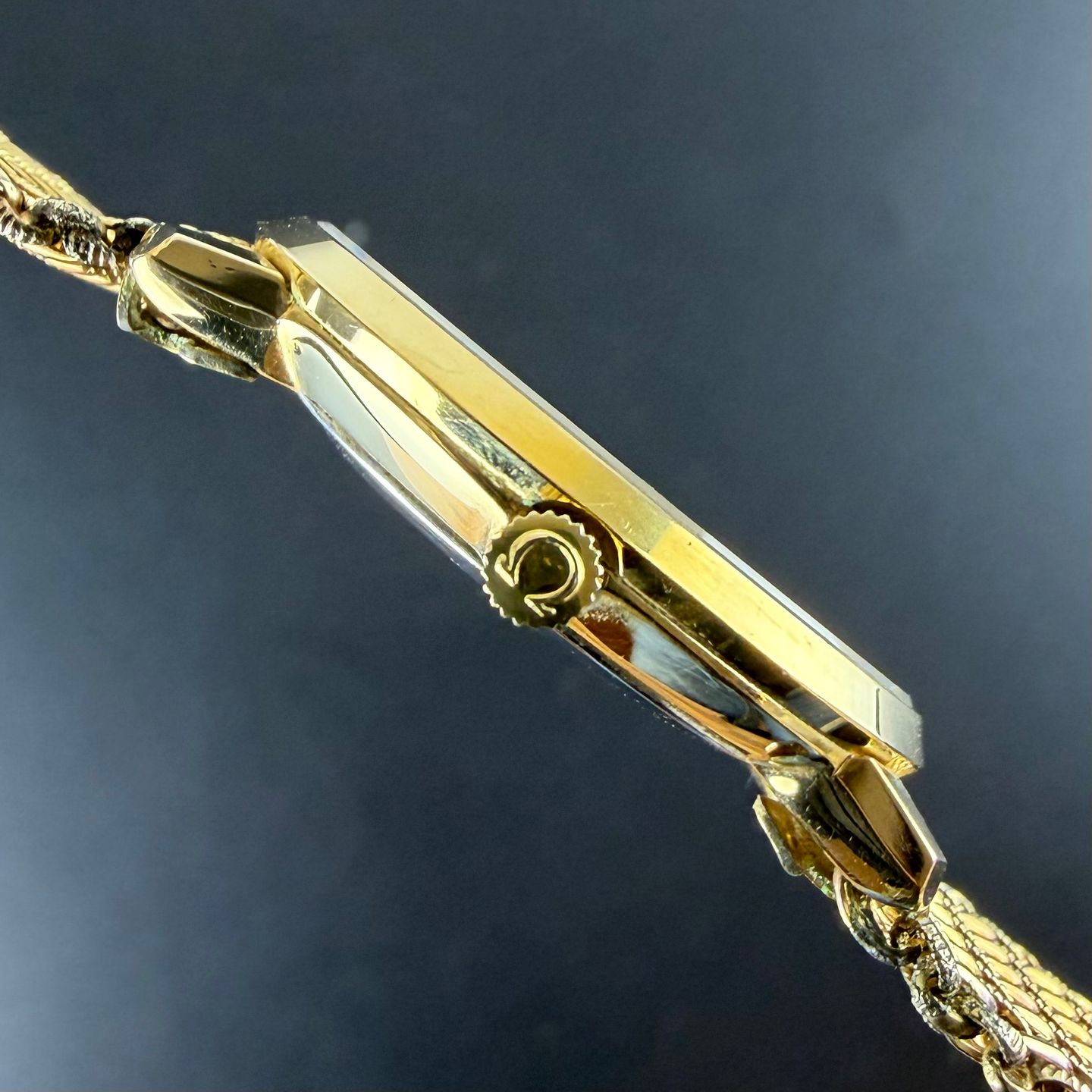 Omega De Ville 111.0107 (1974) - Gold dial 32 mm Gold/Steel case (4/8)