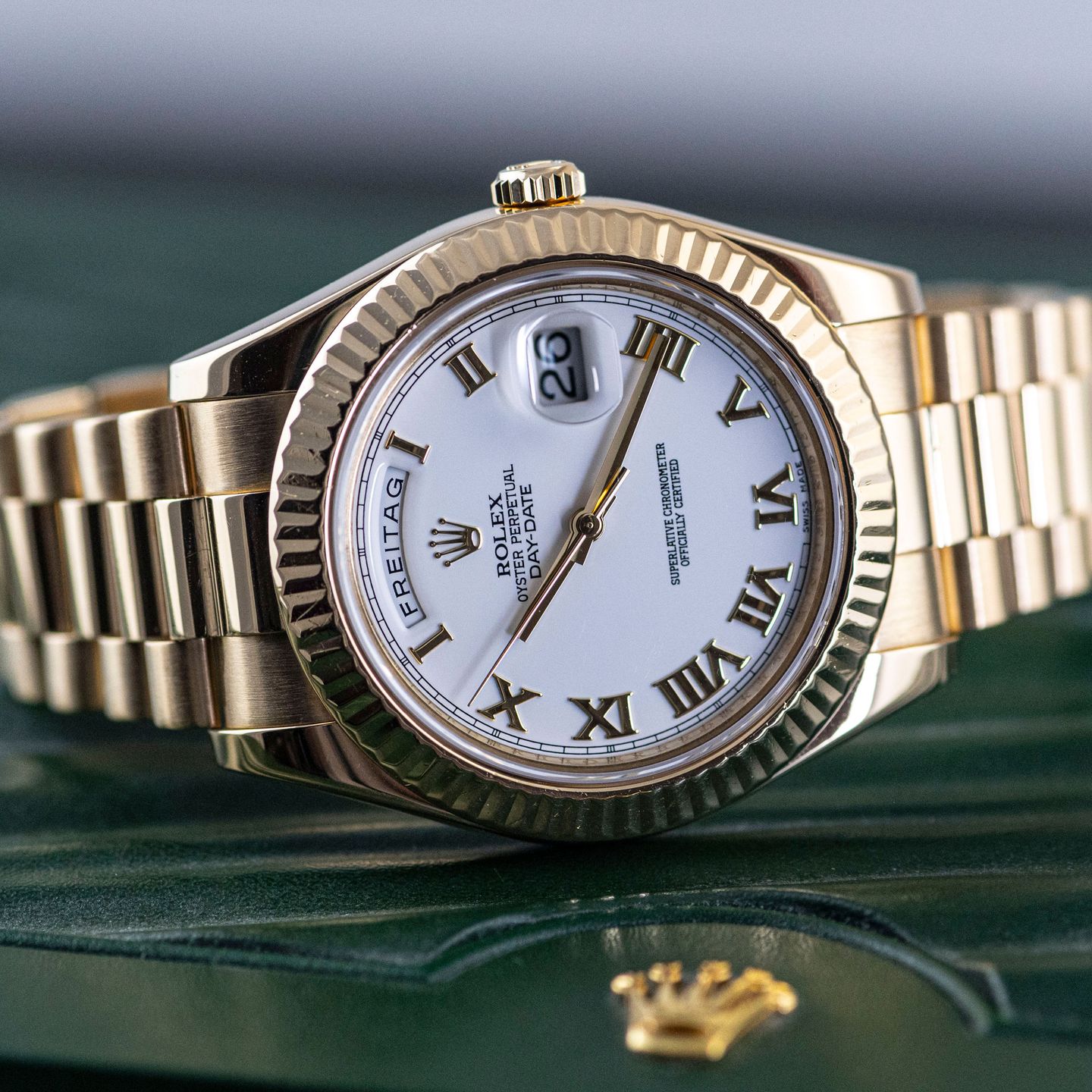 Rolex Day-Date II 218238 - (3/8)