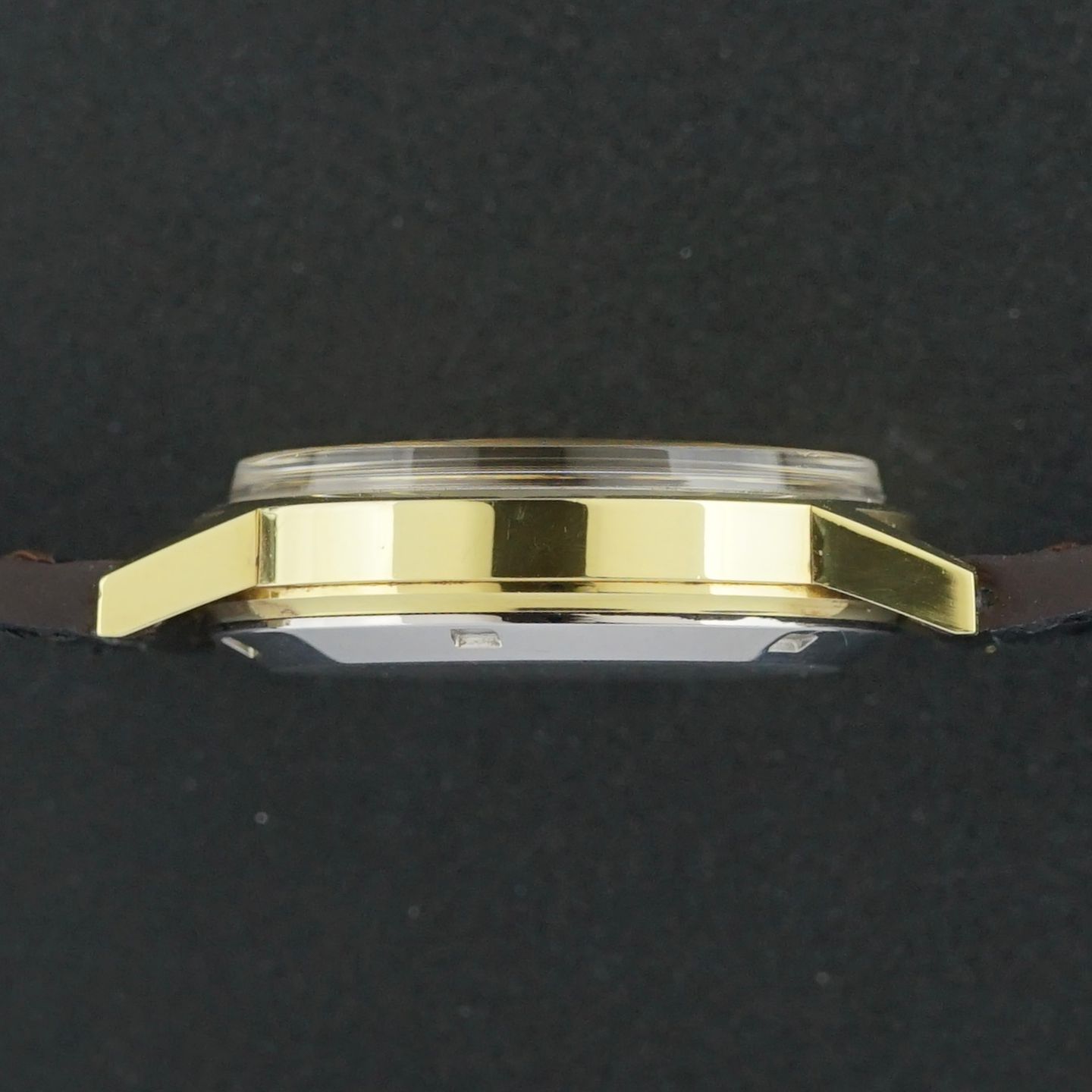 Omega Genève 166.0117 (1972) - Gold dial 35 mm Gold/Steel case (7/8)