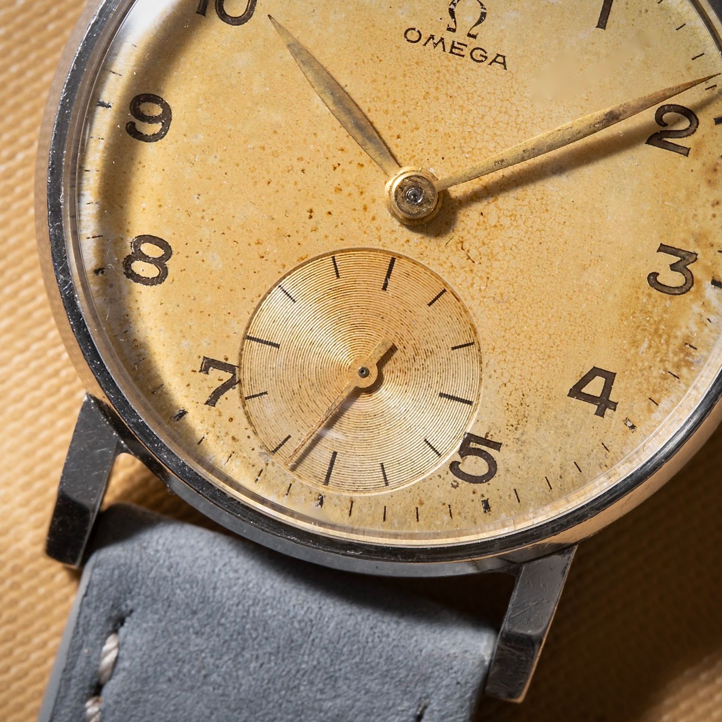 Omega Vintage 30T2 (1944) - Champagne wijzerplaat 33mm Staal (4/8)