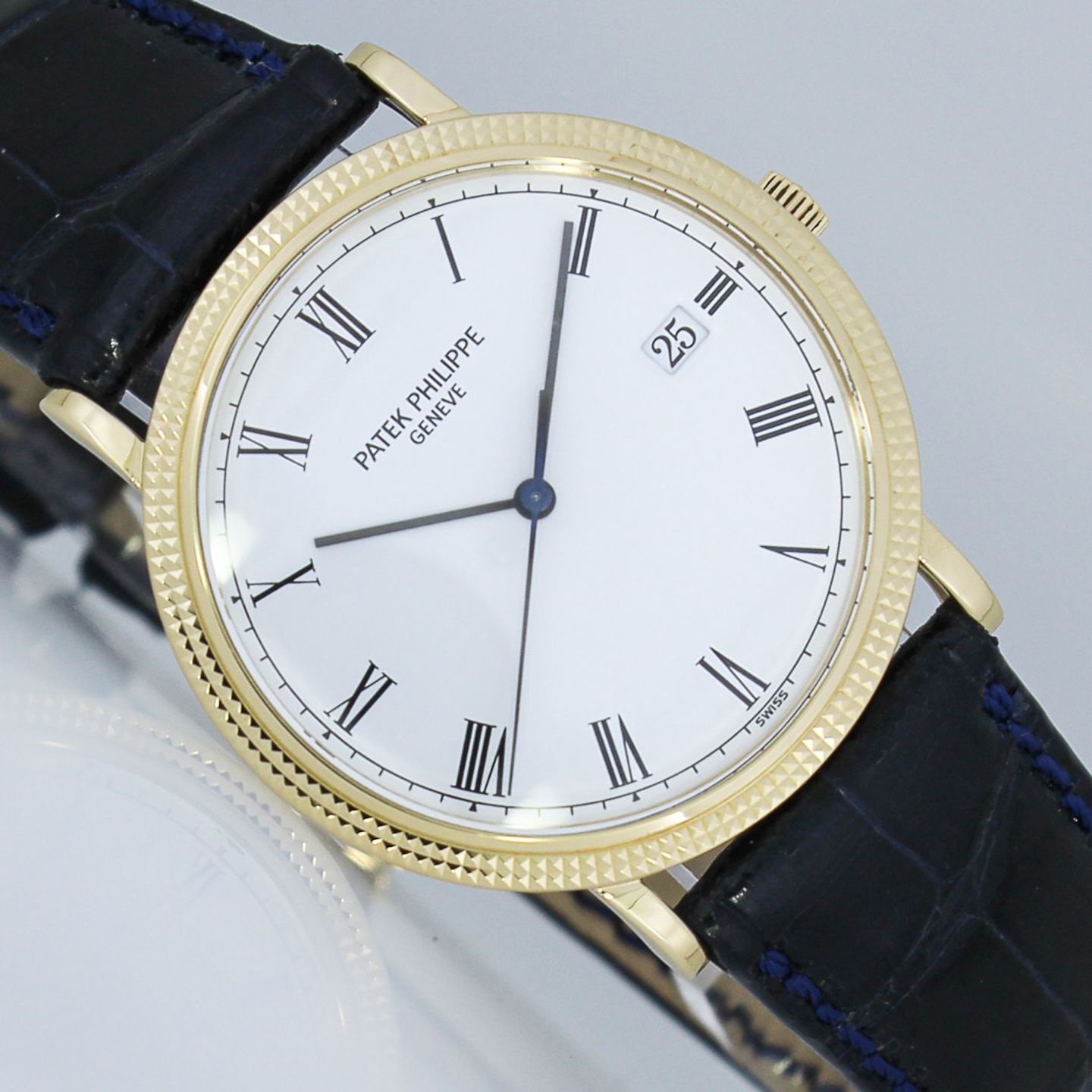 Patek Philippe Calatrava 3944 - (1/8)