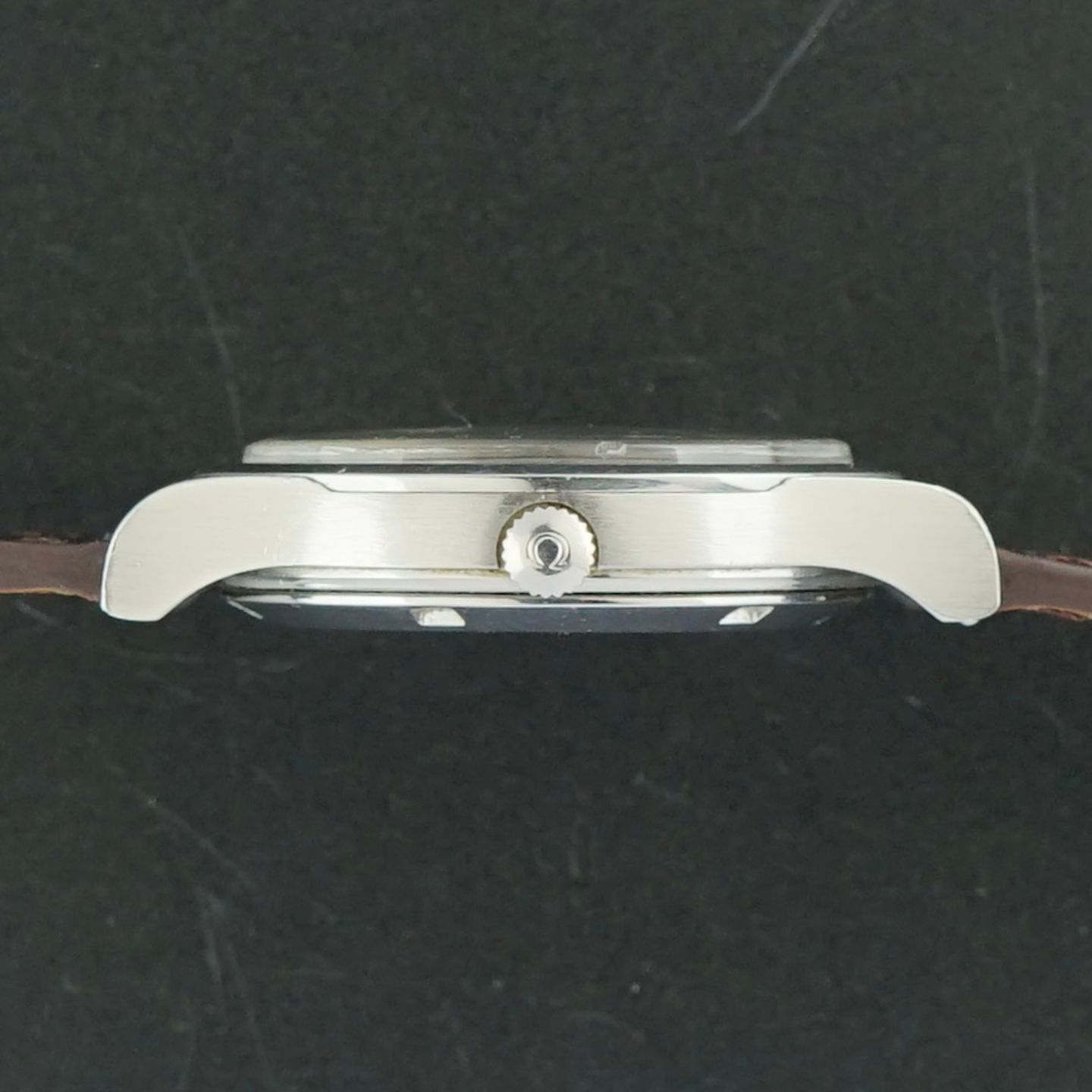 Omega Genève 166.0168 - (4/8)