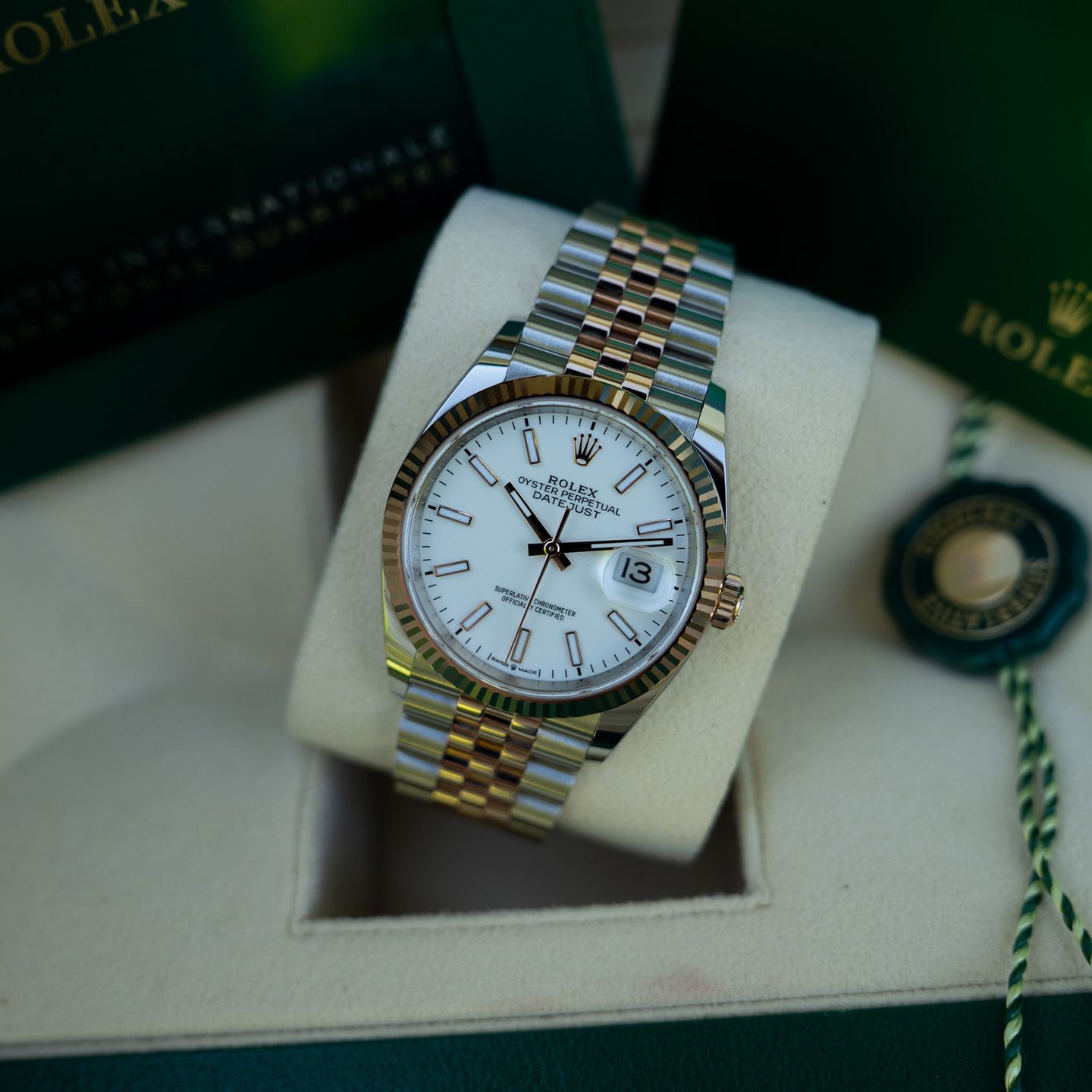 Rolex Datejust 36 126231 (2022) - White dial 36 mm Gold/Steel case (5/8)