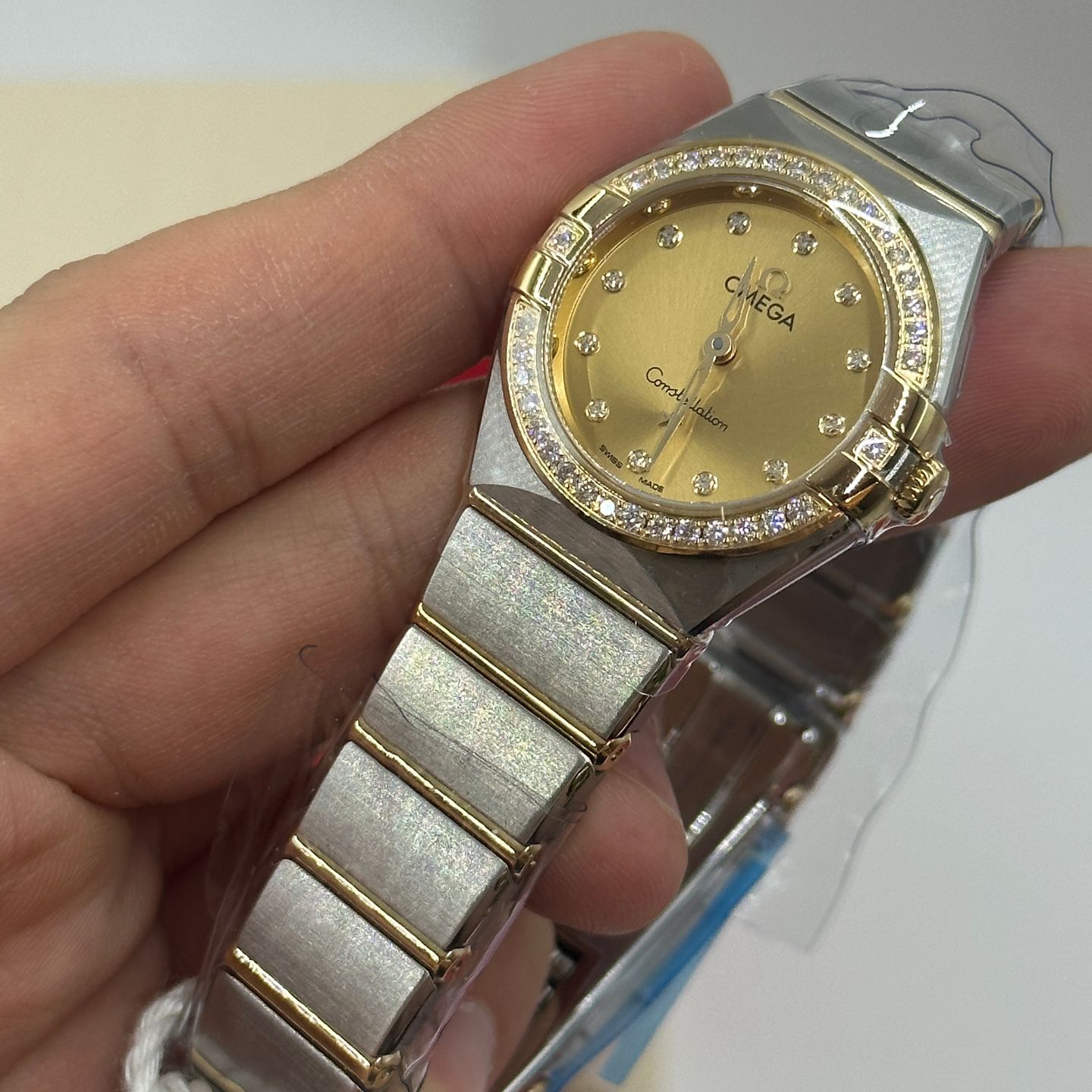 Omega Constellation Quartz 131.25.25.60.58.001 (2023) - Geel wijzerplaat 25mm Goud/Staal (7/8)