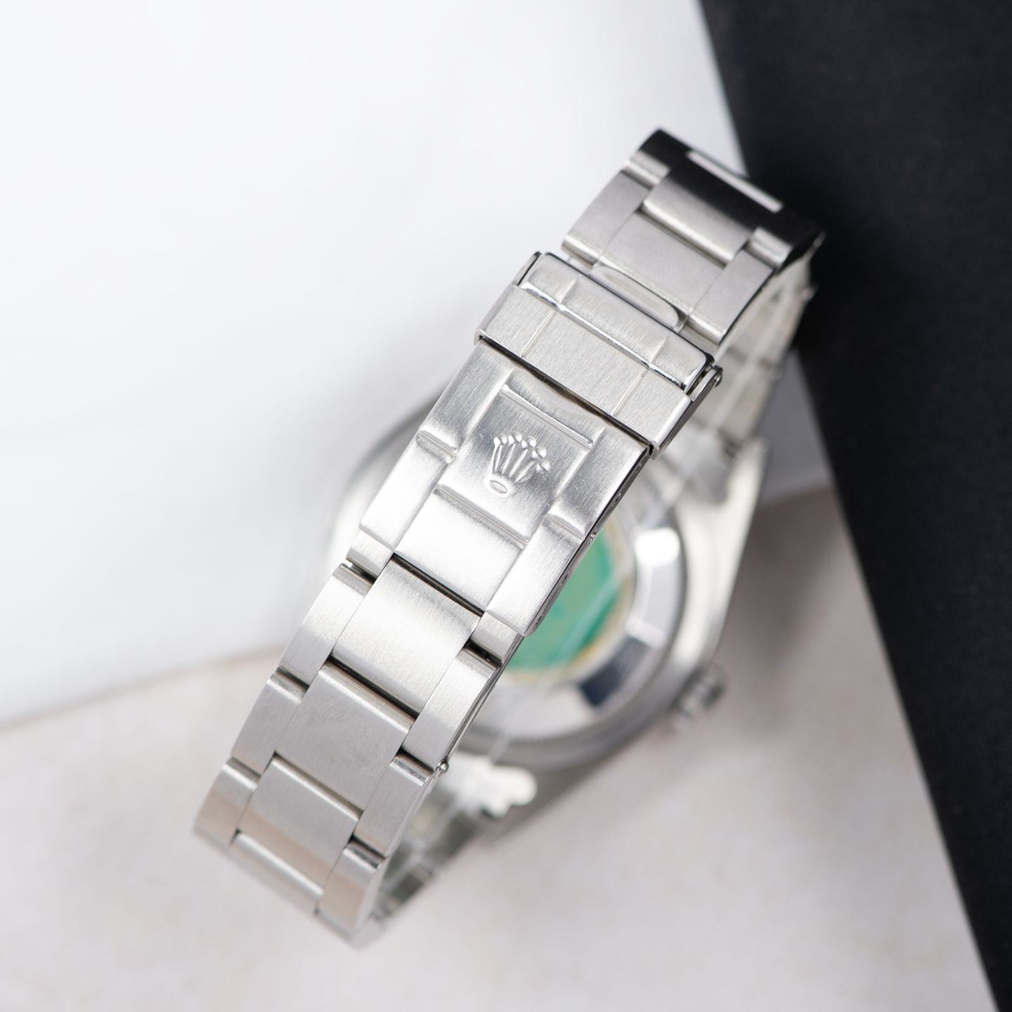 Rolex Explorer 14270 (1999) - Black dial 36 mm Steel case (4/8)