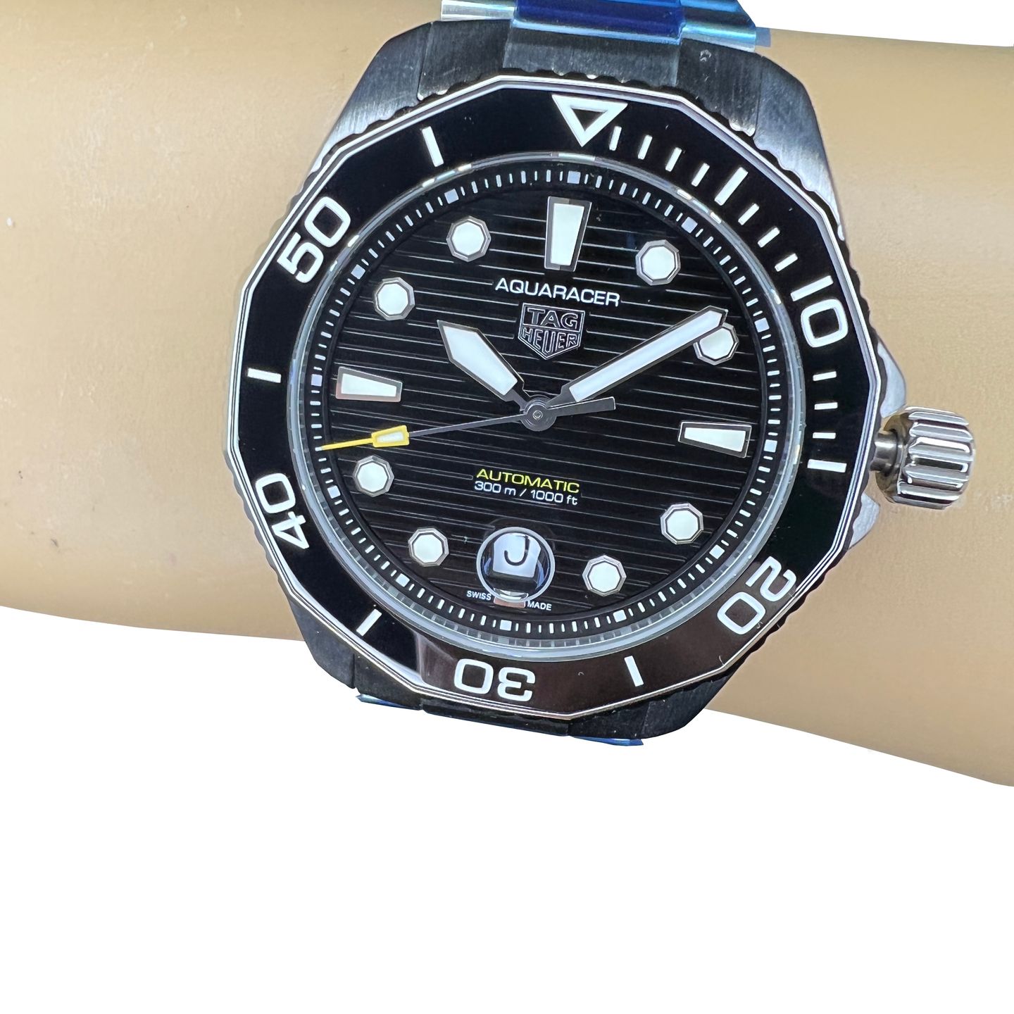 TAG Heuer Aquaracer 300M WBP201A.BA0632 (2024) - Zwart wijzerplaat 43mm Staal (1/8)