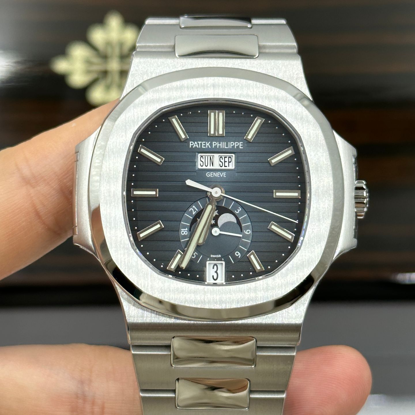 Patek Philippe Nautilus 5726/1A-014 - (7/8)