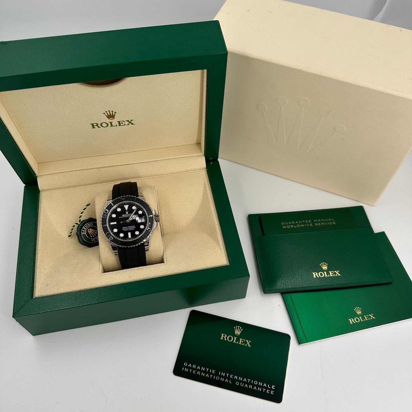 Rolex Yacht-Master 42 226659 (2024) - Black dial 42 mm White Gold case (2/8)