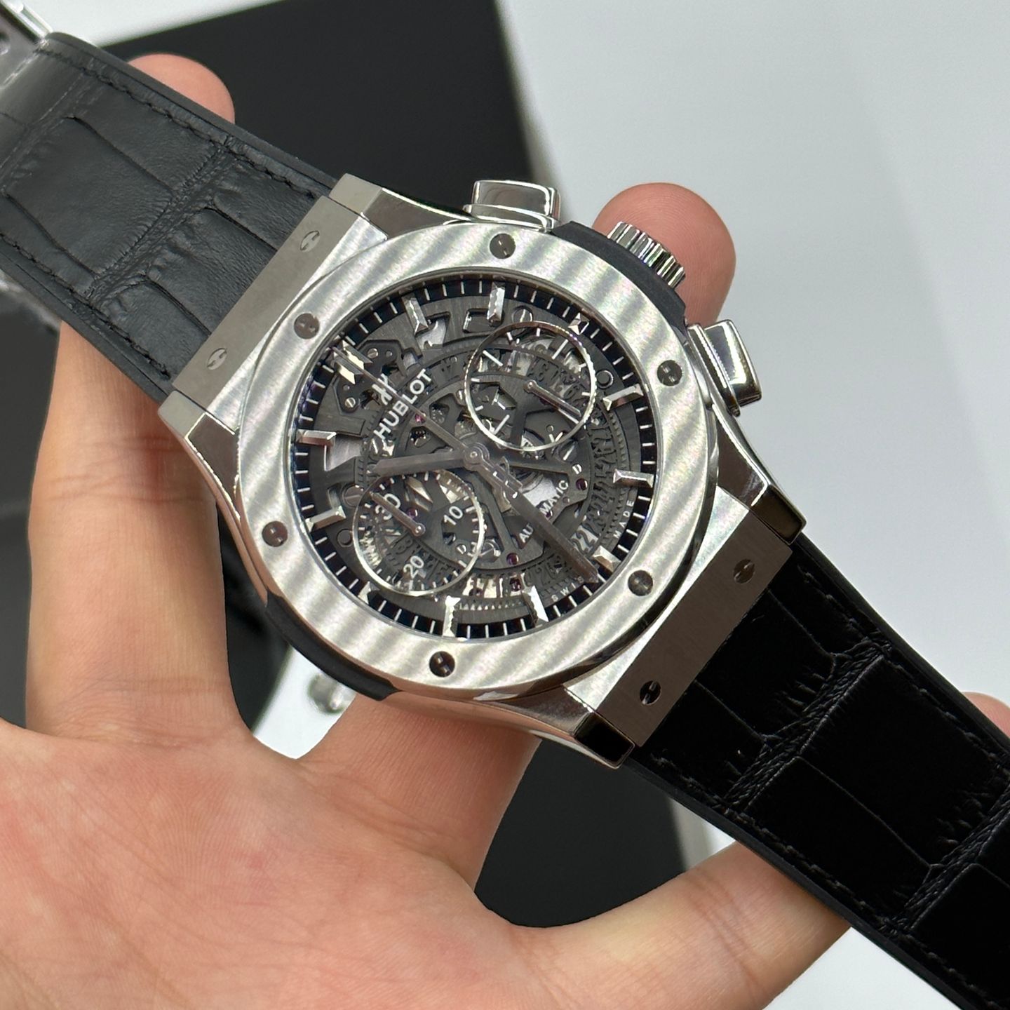 Hublot Classic Fusion Aerofusion 525.NX.0170.LR (2023) - Transparant wijzerplaat 45mm Titanium (8/8)