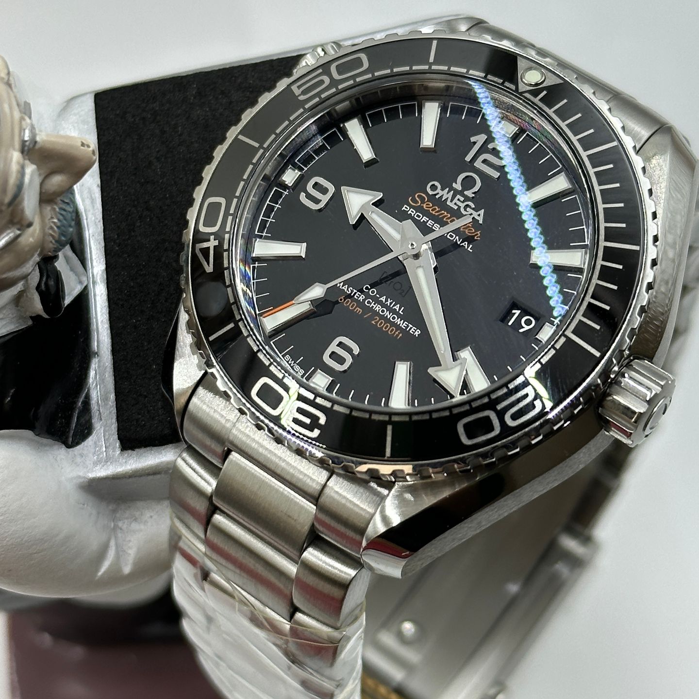 Omega Seamaster Planet Ocean 215.30.40.20.01.001 (2023) - Zwart wijzerplaat 40mm Staal (1/8)