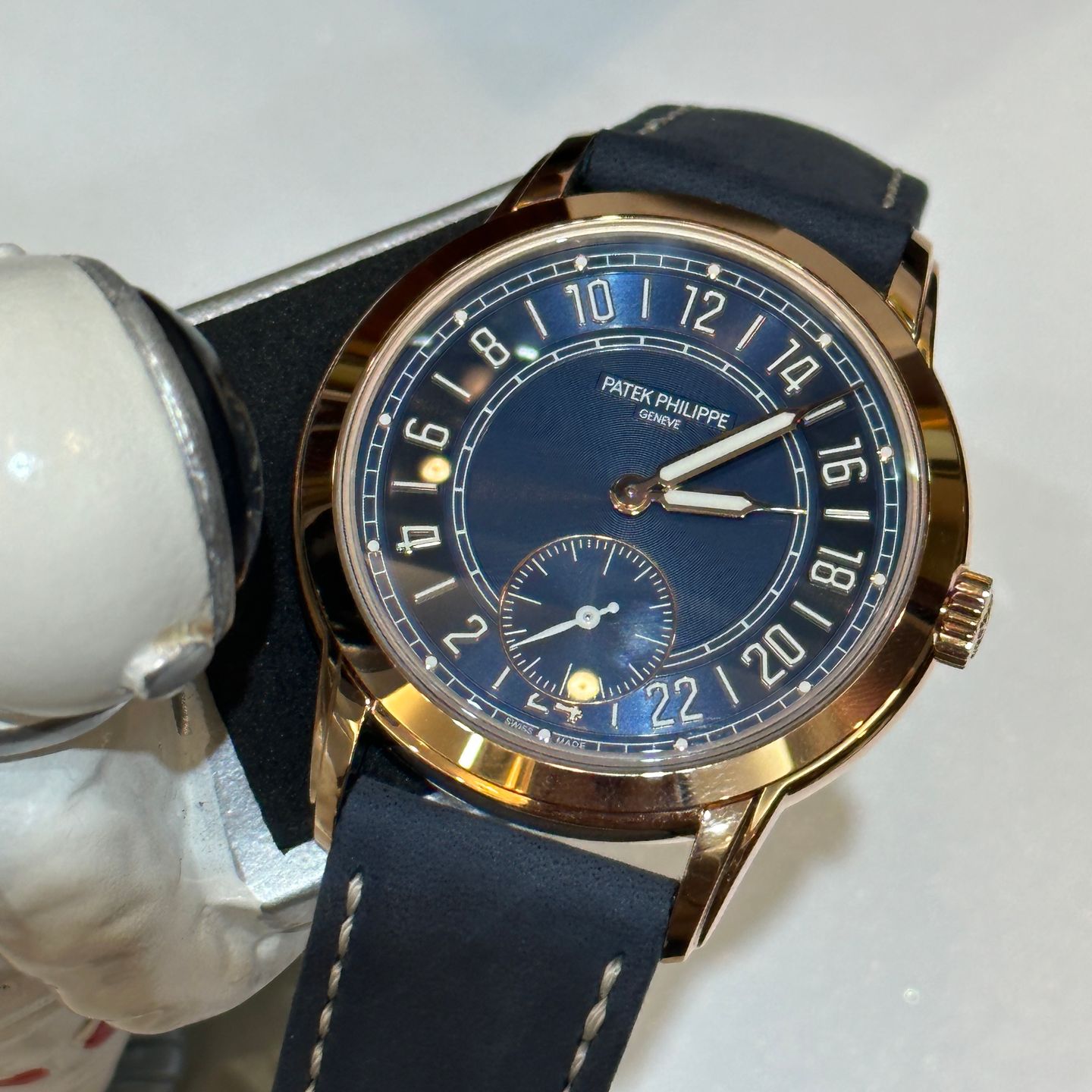 Patek Philippe Travel Time 5224R-001 (2024) - Blauw wijzerplaat 42mm Roségoud (1/8)