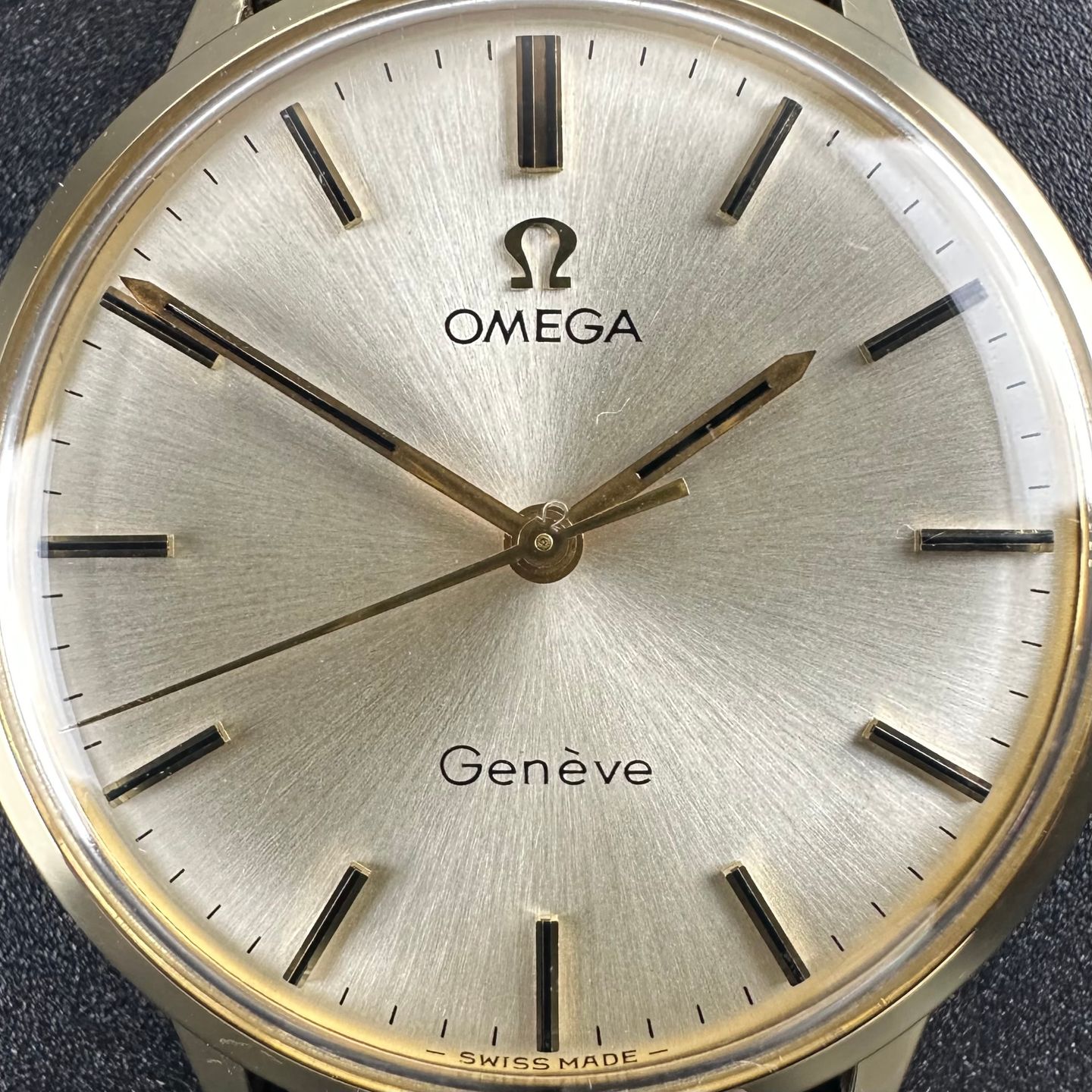 Omega Genève 131.041 (1970) - Wit wijzerplaat 40mm Staal (8/8)