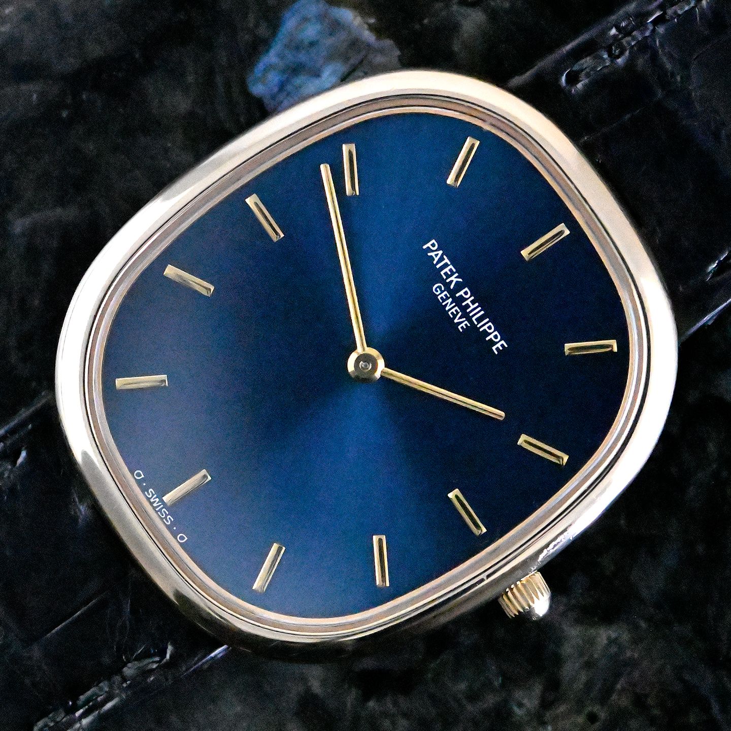 Patek Philippe Golden Ellipse 3738 - (1/8)