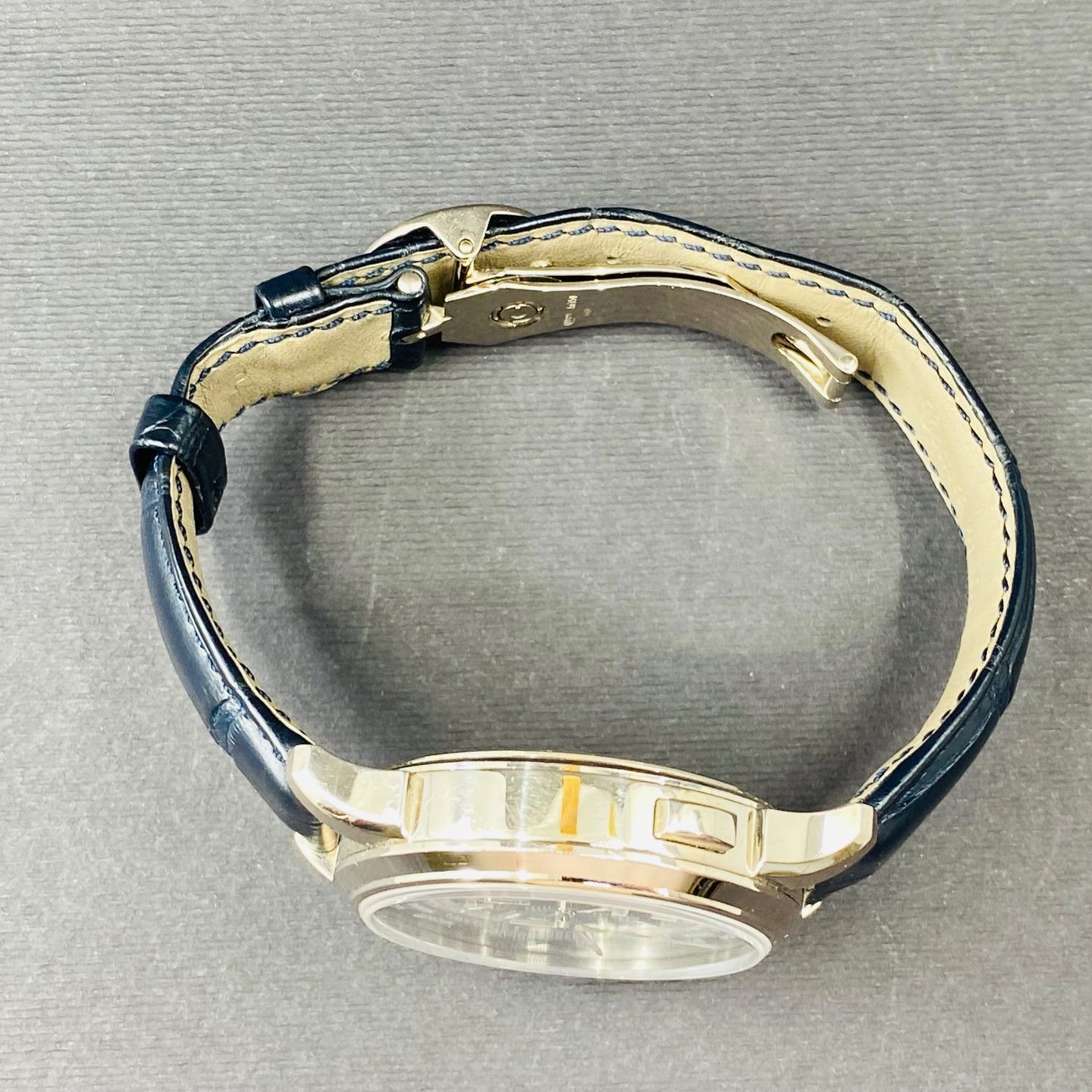 Patek Philippe World Time Chronograph 5930G-010 (2017) - Blue dial 40 mm White Gold case (4/7)