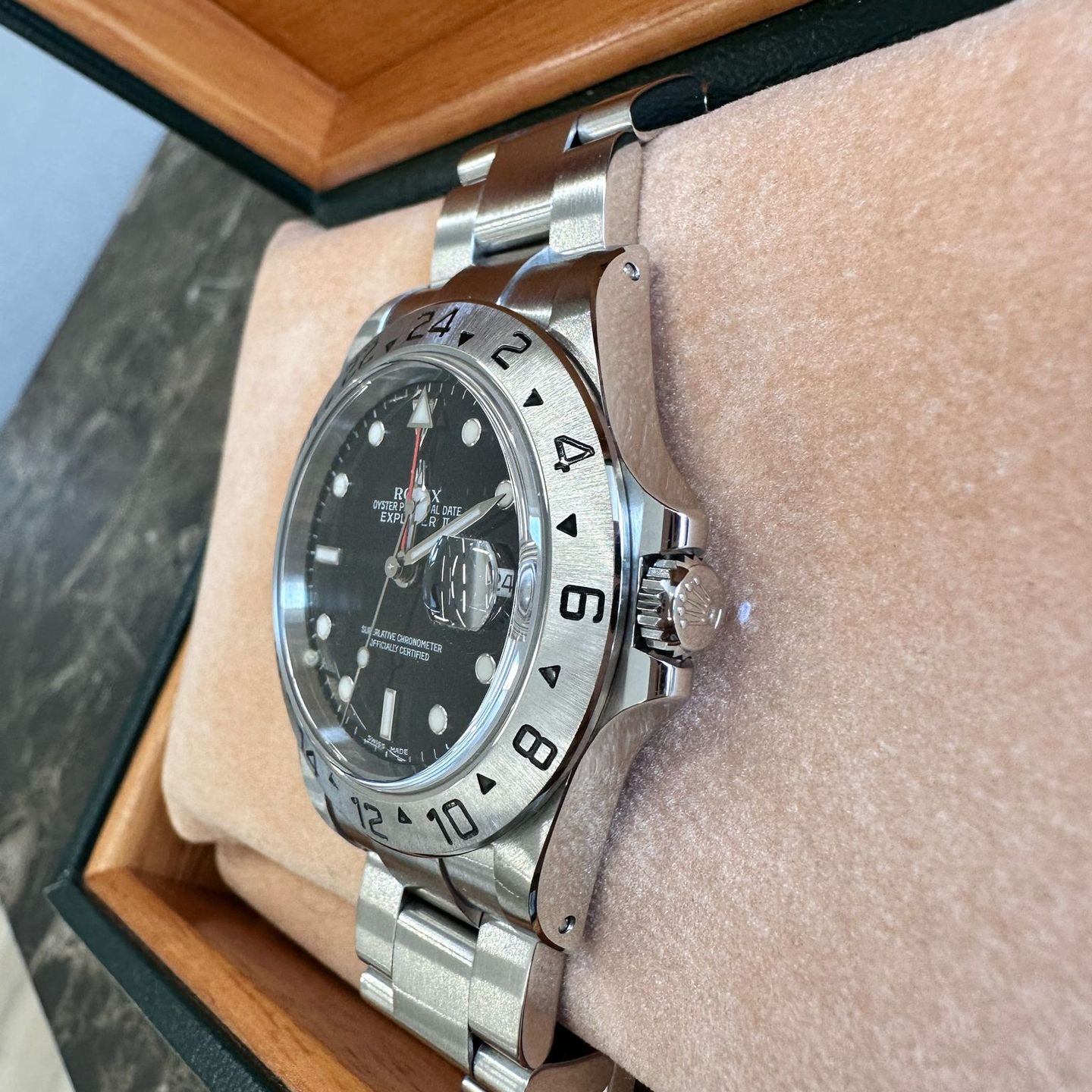 Rolex Explorer II 16570 - (4/6)