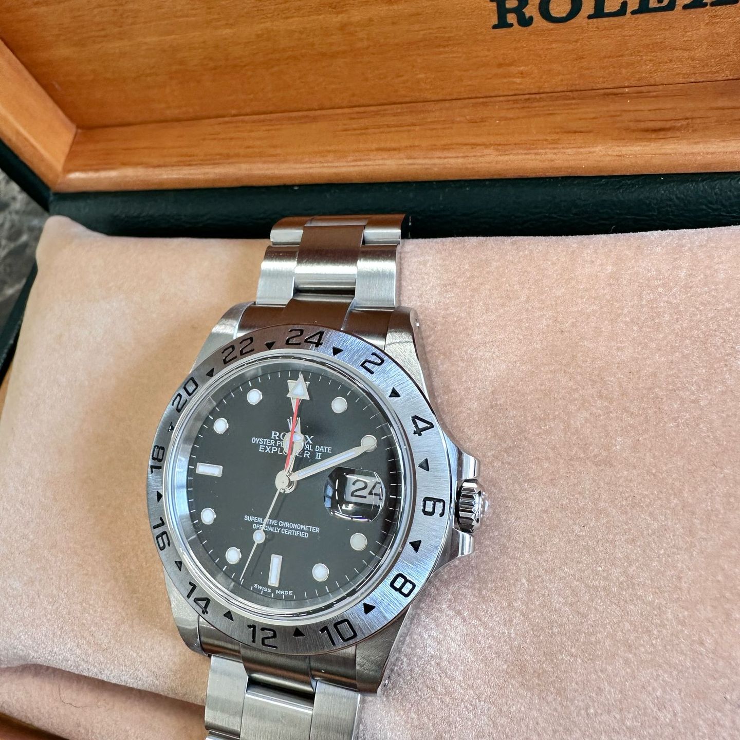Rolex Explorer II 16570 - (3/6)