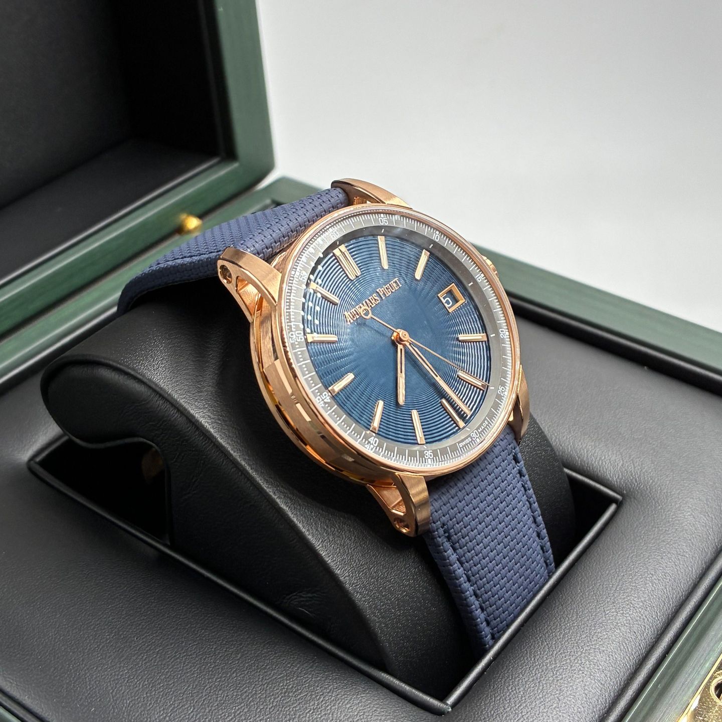 Audemars Piguet CODE 11.59 15210OR.OO.A348KB.01 - (3/5)