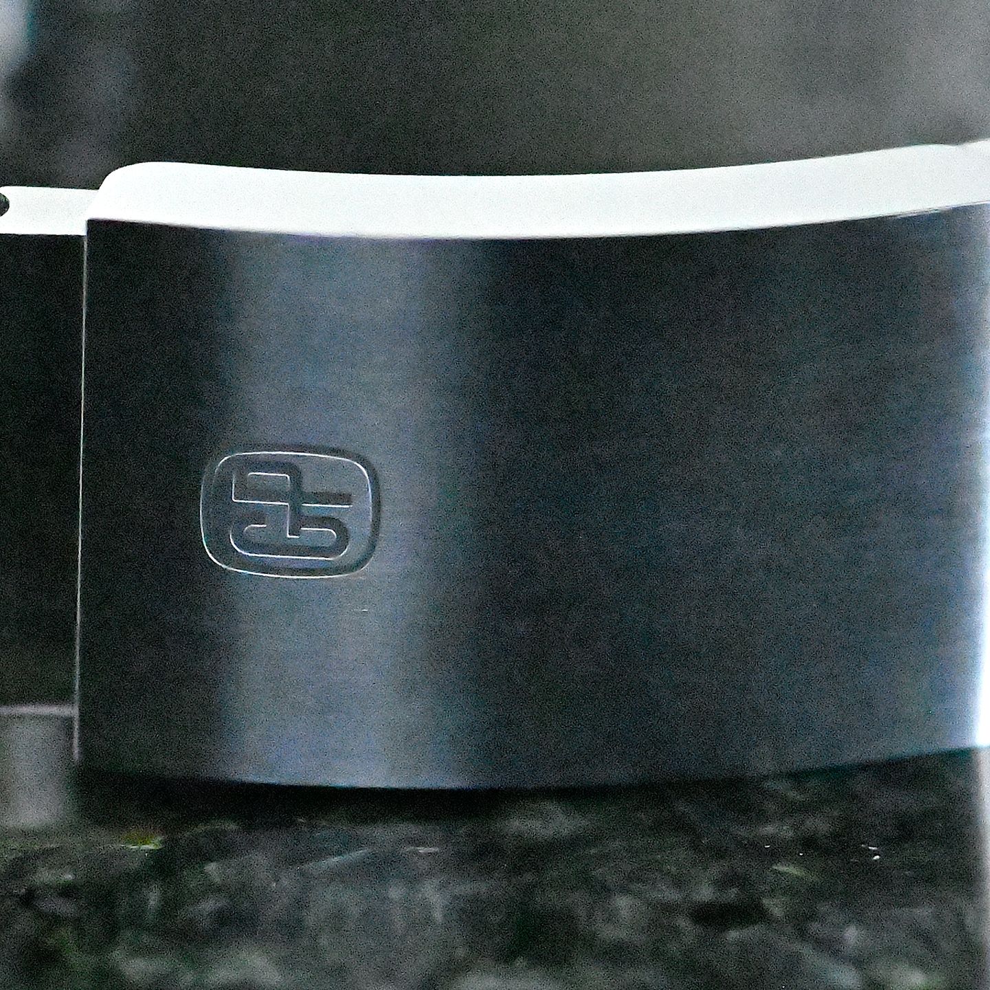 Girard-Perregaux Unknown 39800-21-3199-6CM (2025) - Black dial 42 mm Titanium case (6/8)