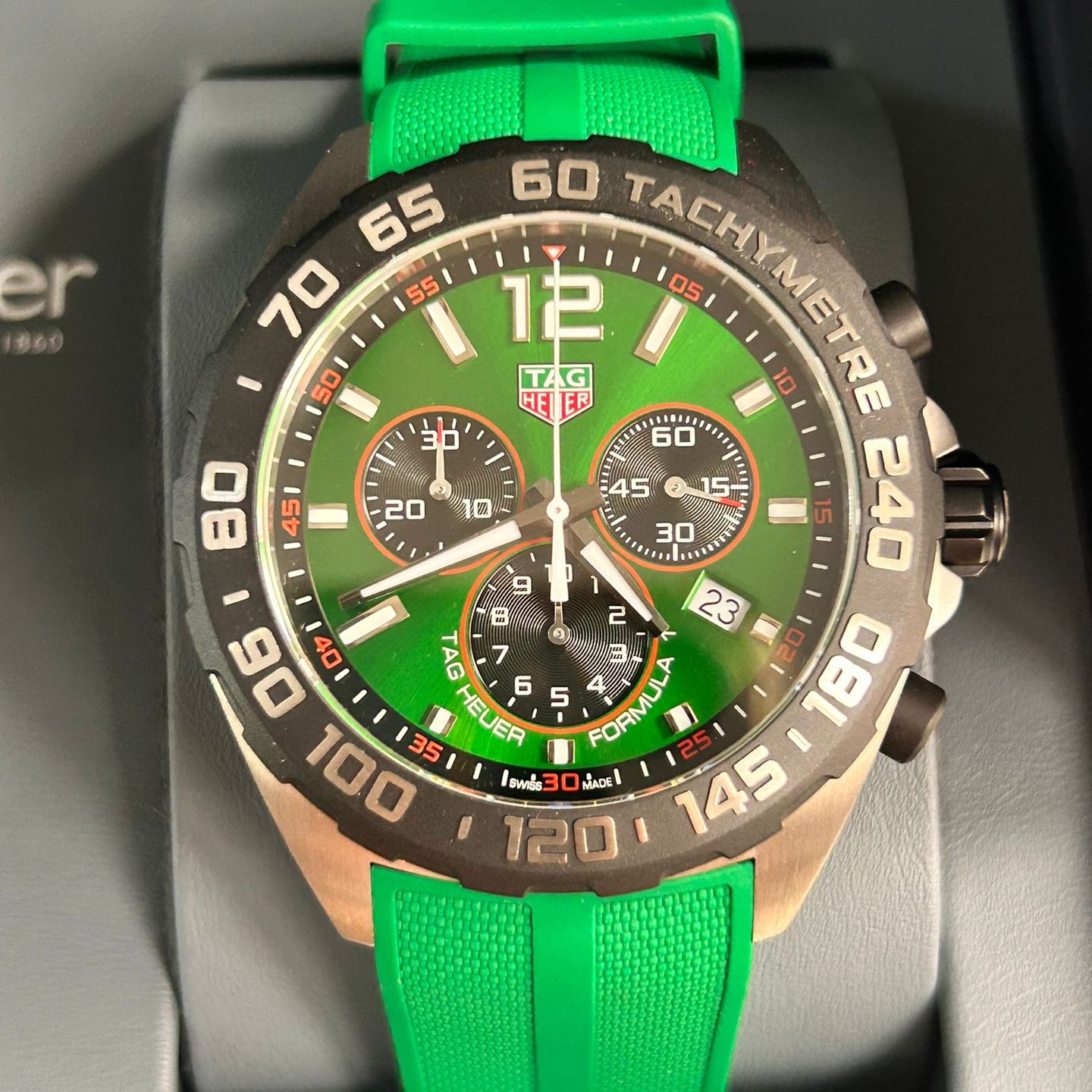 TAG Heuer Formula 1 Quartz CAZ101AP.FT8056 (2025) - Groen wijzerplaat 43mm Staal (7/8)