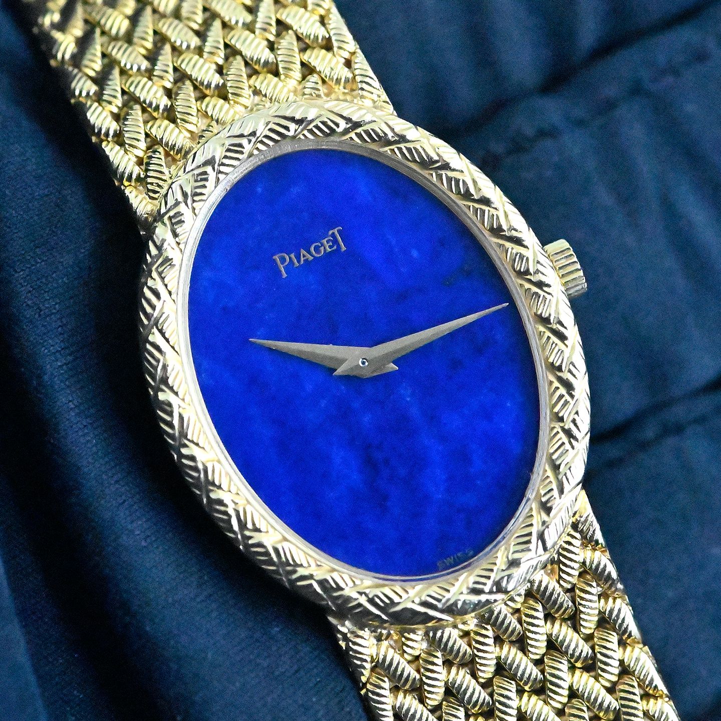 Piaget Vintage 9862 D 3 (1974) - Blue dial 32 mm Yellow Gold case (1/8)