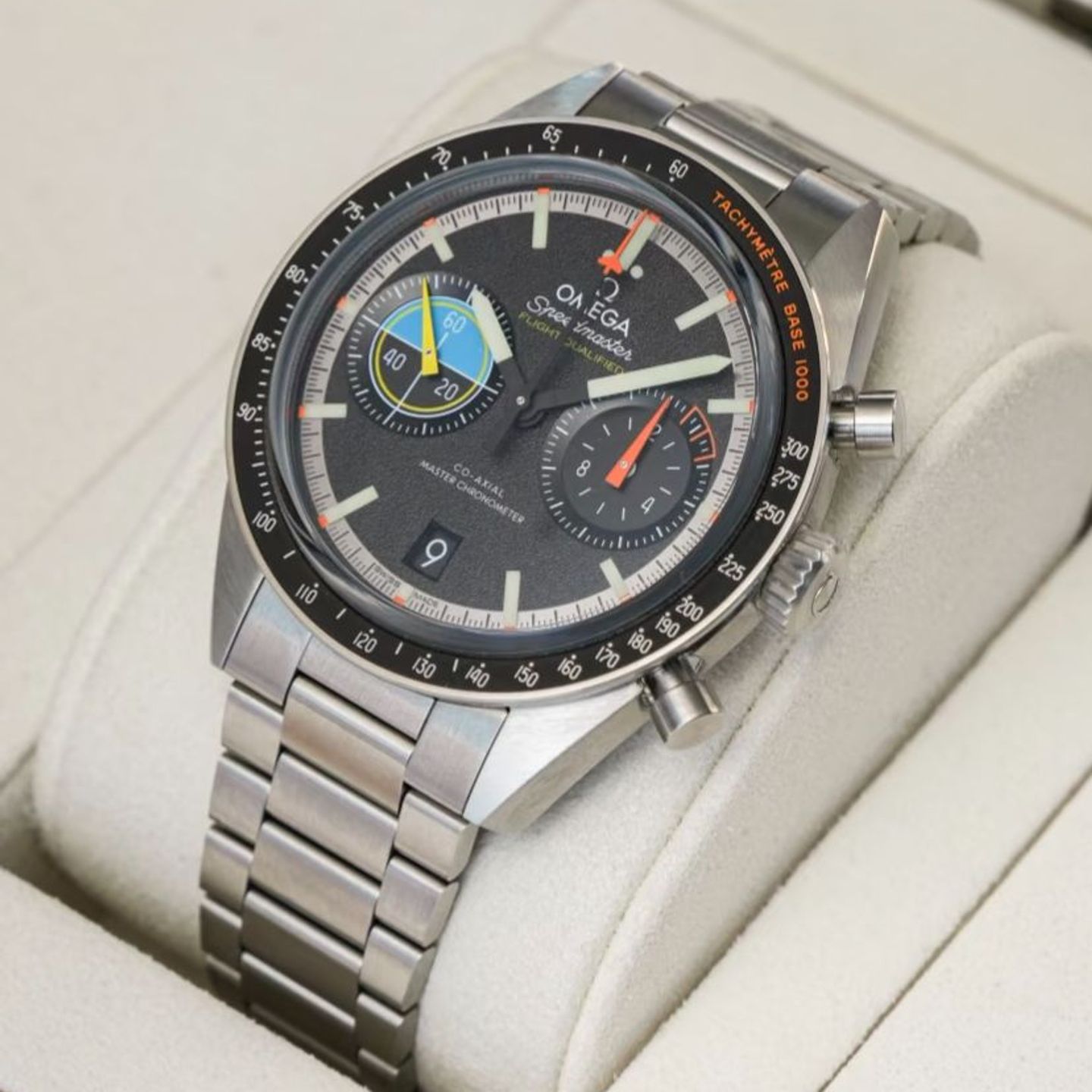 Omega Speedmaster 332.10.41.51.01.002 - (4/5)