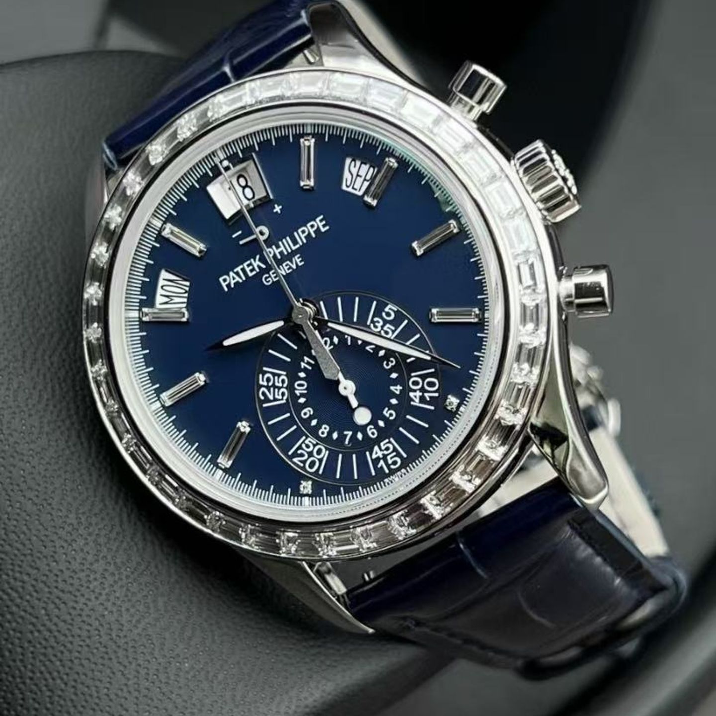 Patek Philippe Annual Calendar Chronograph 5961P-001 - (1/3)