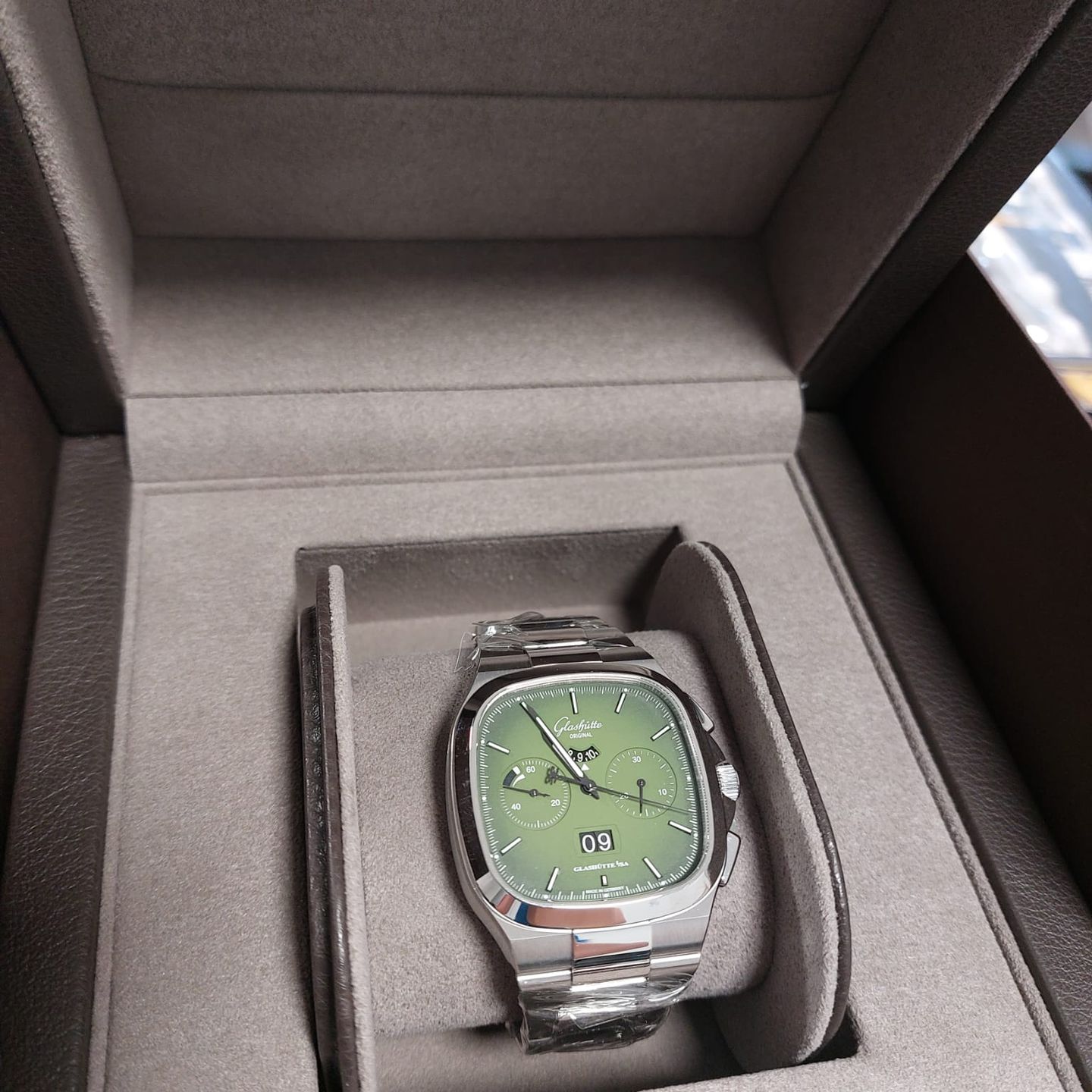 Glashütte Original Seventies Chronograph Panorama Date 1-37-02-09-02-70 - (5/8)