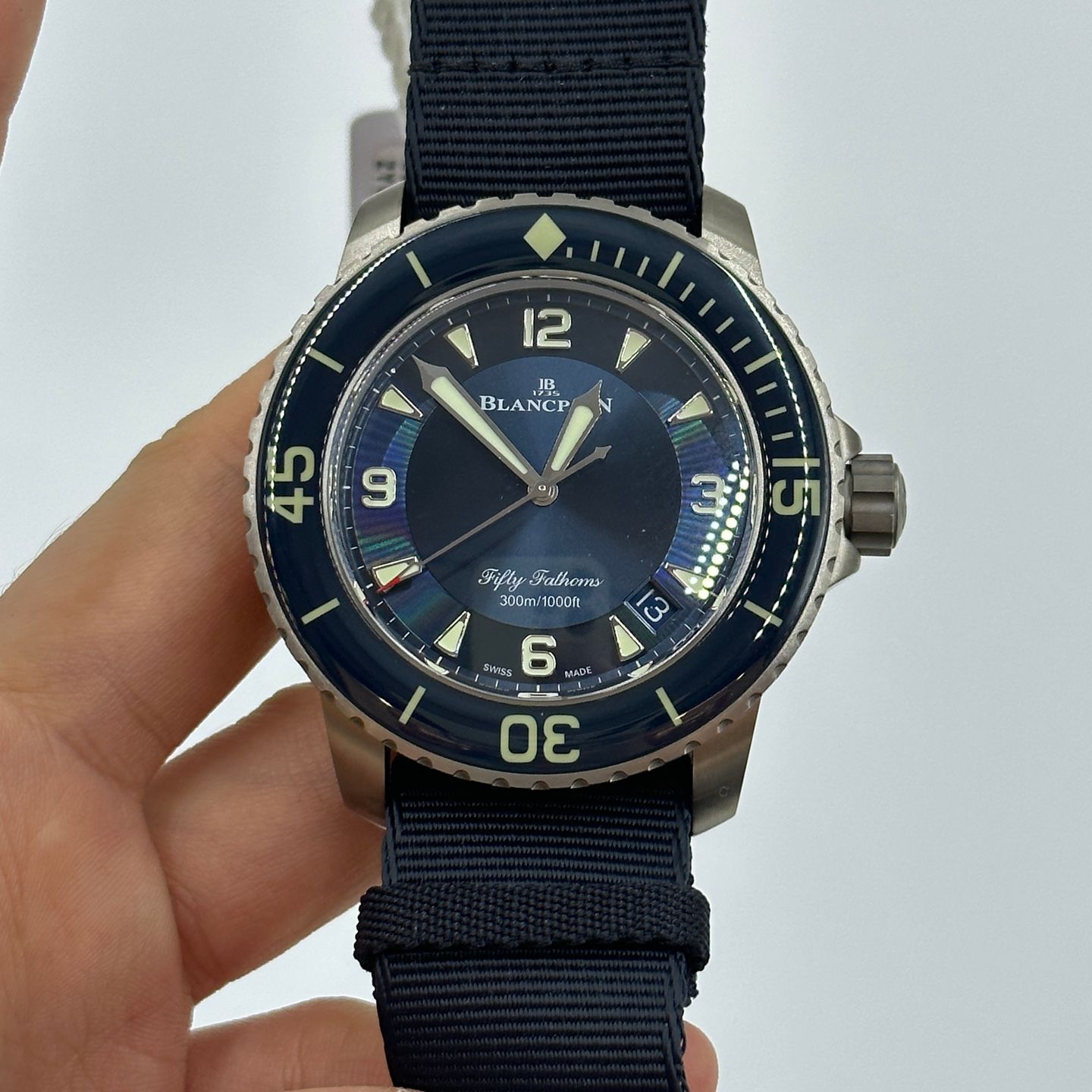 Blancpain Fifty Fathoms 5015-12B40-NAOA (2024) - Blauw wijzerplaat 45mm Titanium (5/8)