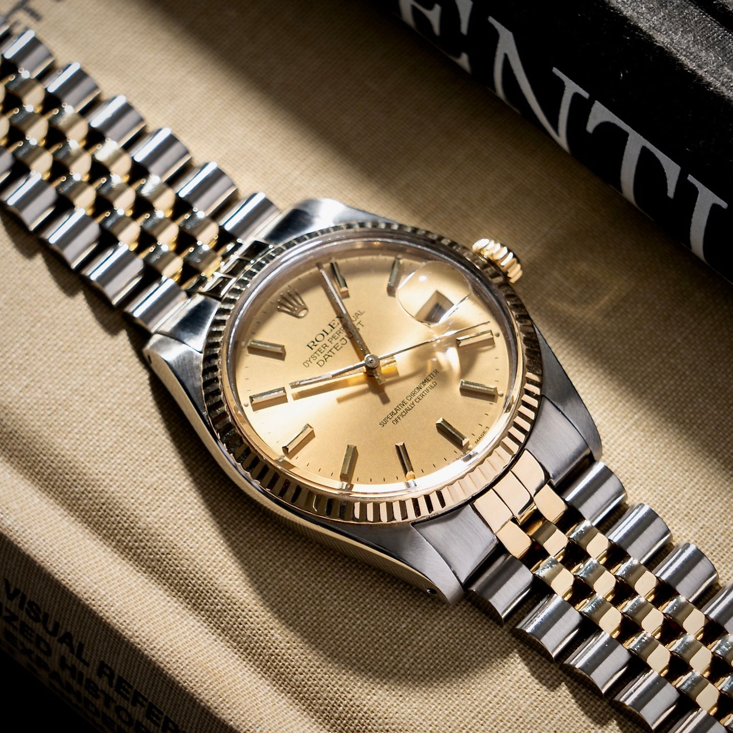 Rolex Datejust 36 16013 (1981) - Gold dial 36 mm Gold/Steel case (4/8)