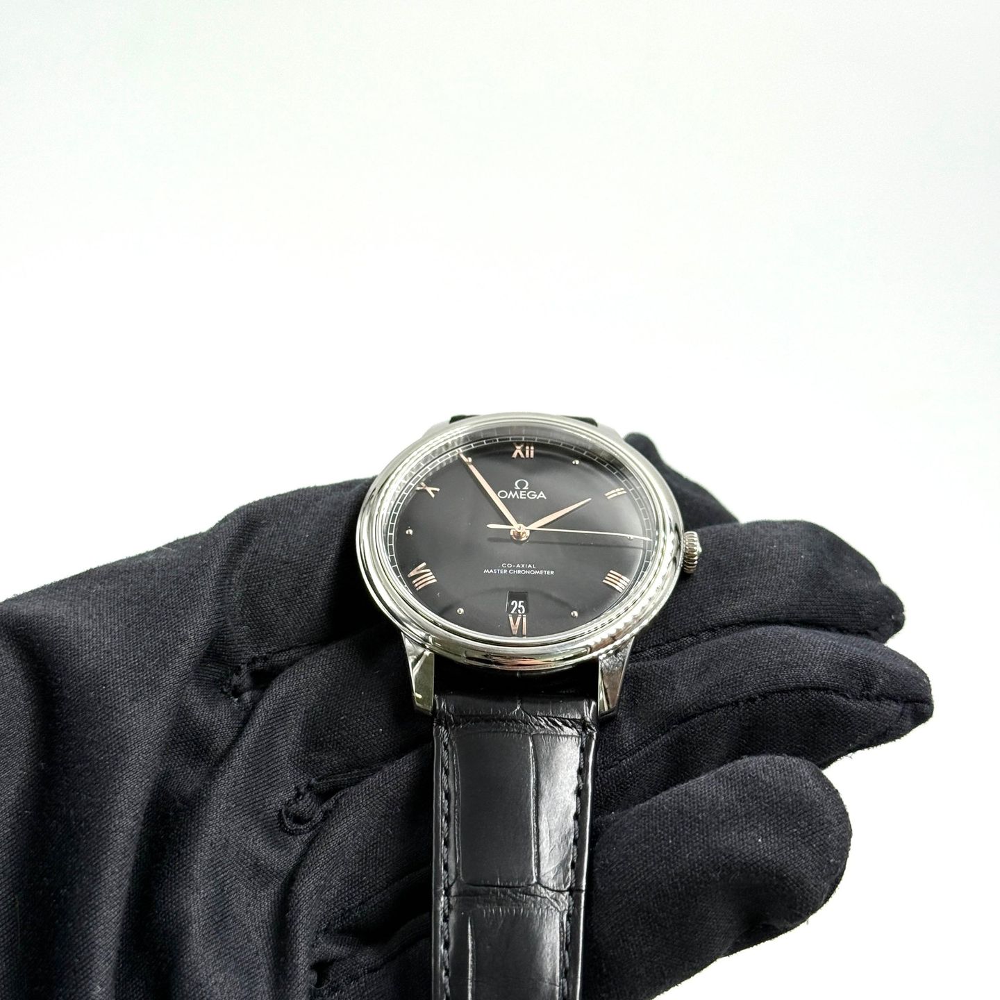 Omega De Ville 434.13.40.20.01.001 (2024) - Zwart wijzerplaat 40mm Staal (7/7)
