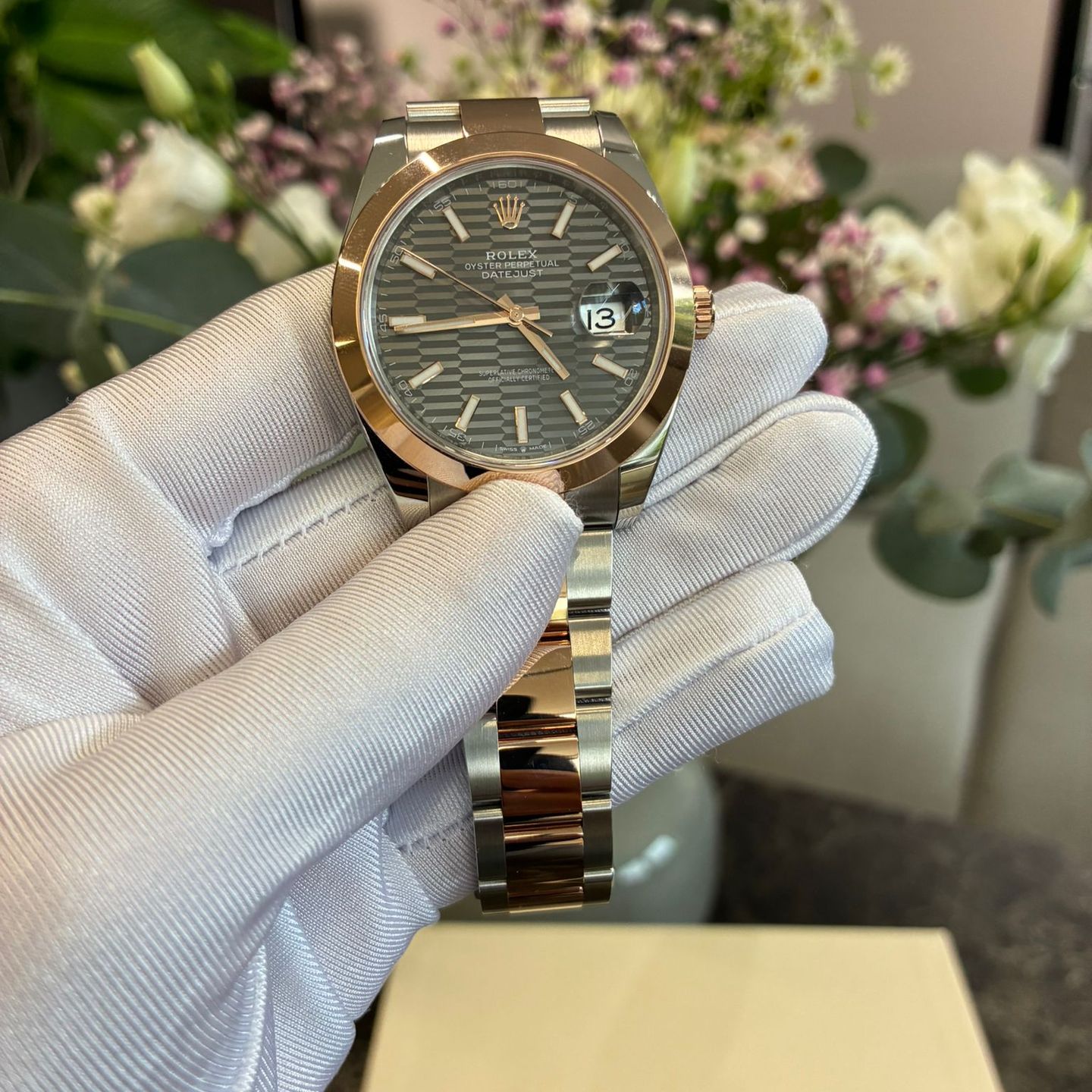 Rolex Datejust 41 126301 (2024) - Grey dial 41 mm Steel case (3/8)