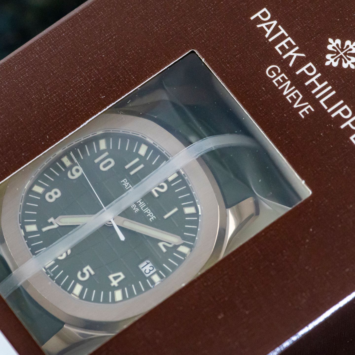 Patek Philippe Aquanaut 5168G-010 - (2/8)